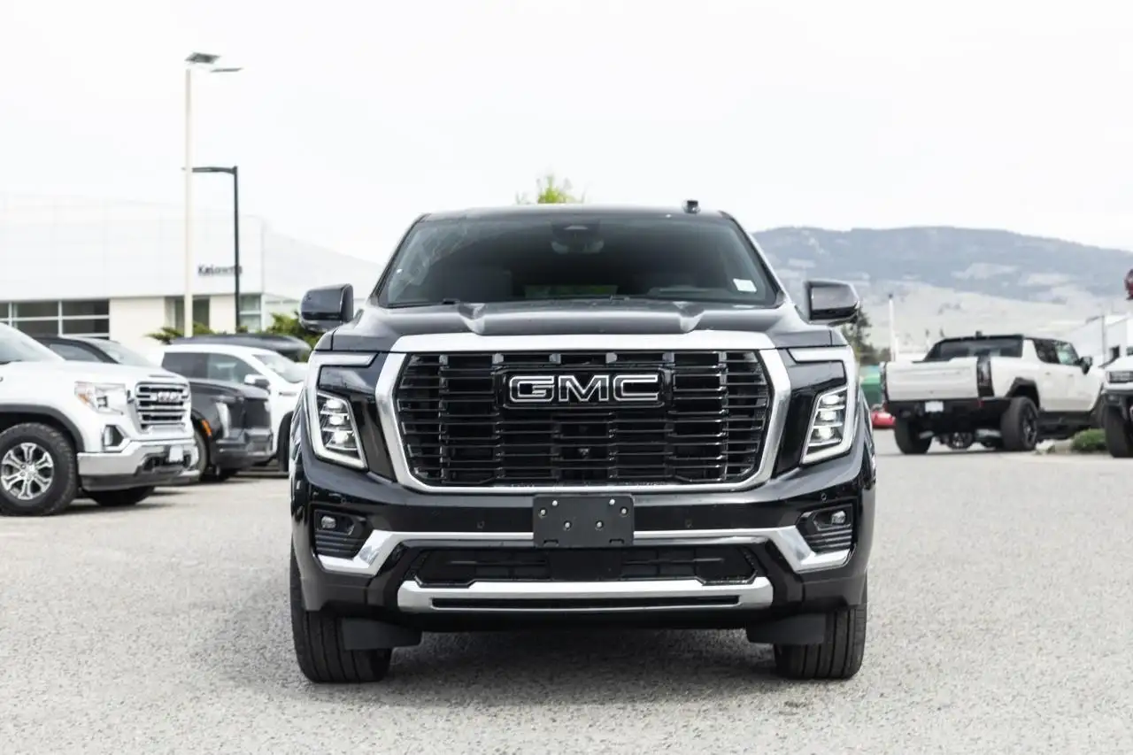 GMC Yukon снимка GMC Yukon