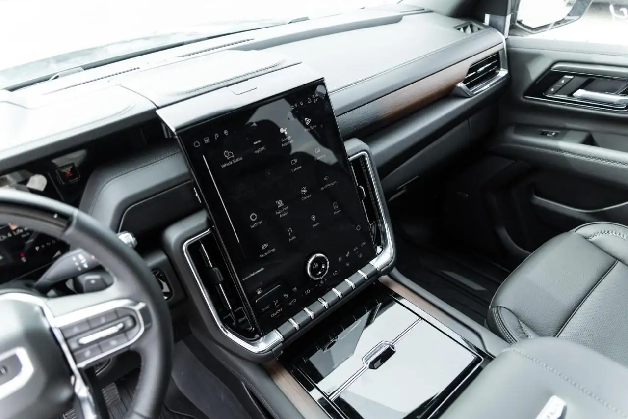 GMC Yukon снимка GMC Yukon