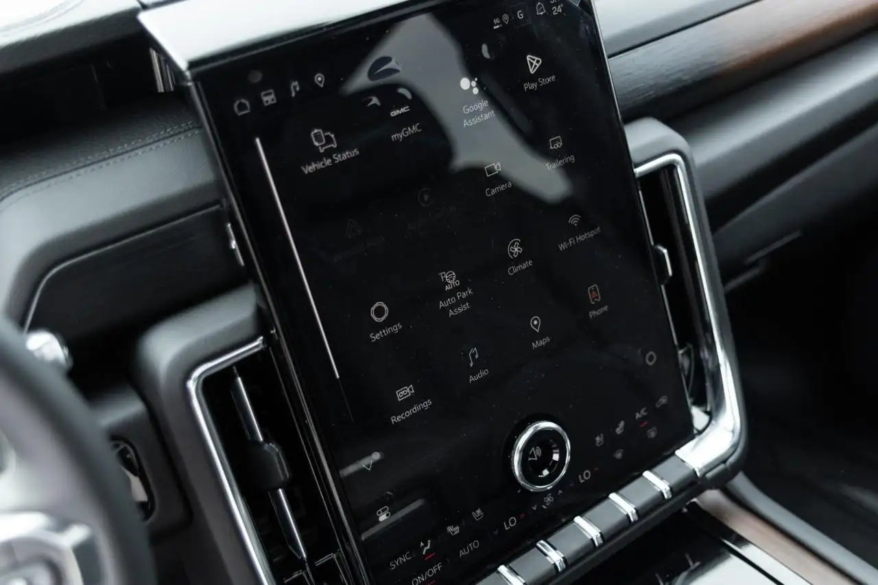 GMC Yukon снимка GMC Yukon