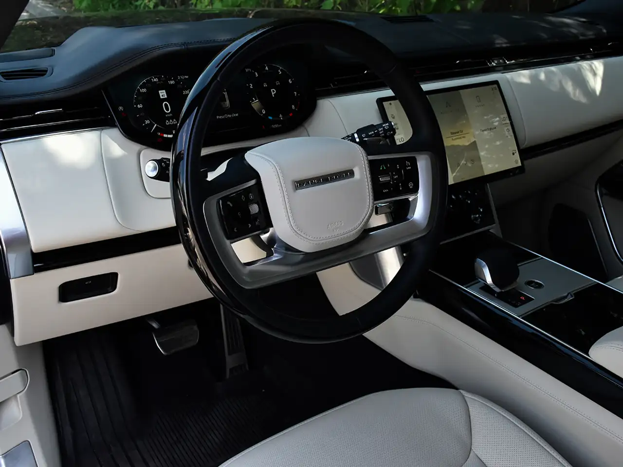 Land Rover Range Rover снимка Land Rover Range Rover