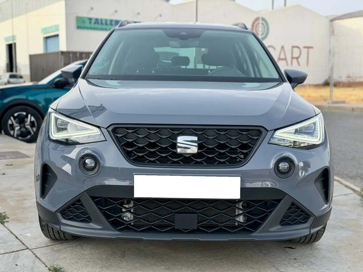 SEAT Arona 1.0 TSI S&S Style Special Edition 115 Burdeos - 2
