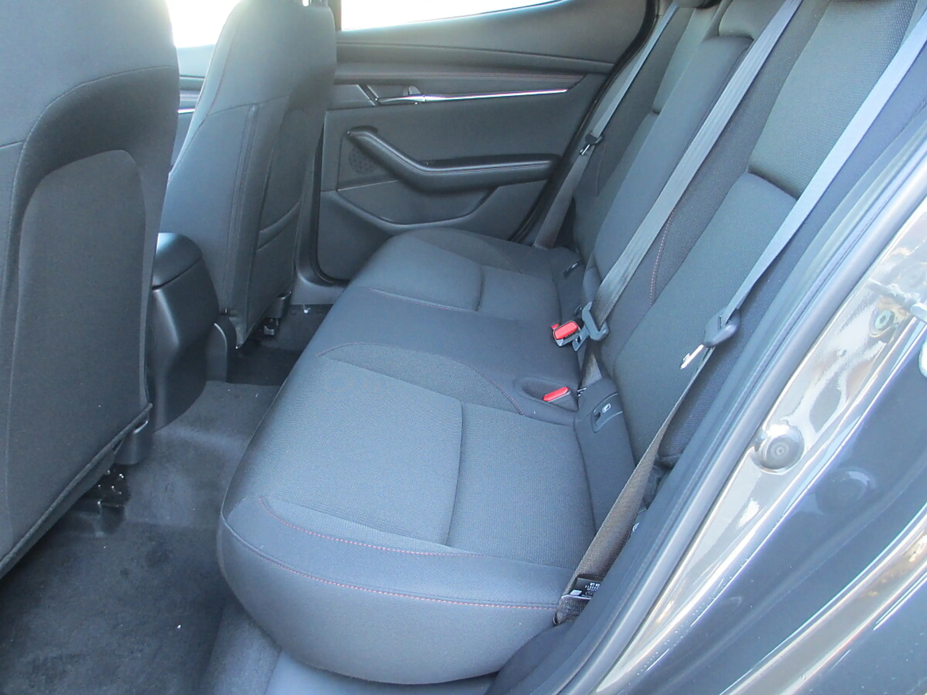 Mazda 3 Mazda3 e-Skyactiv-G140 Homura — photo 10