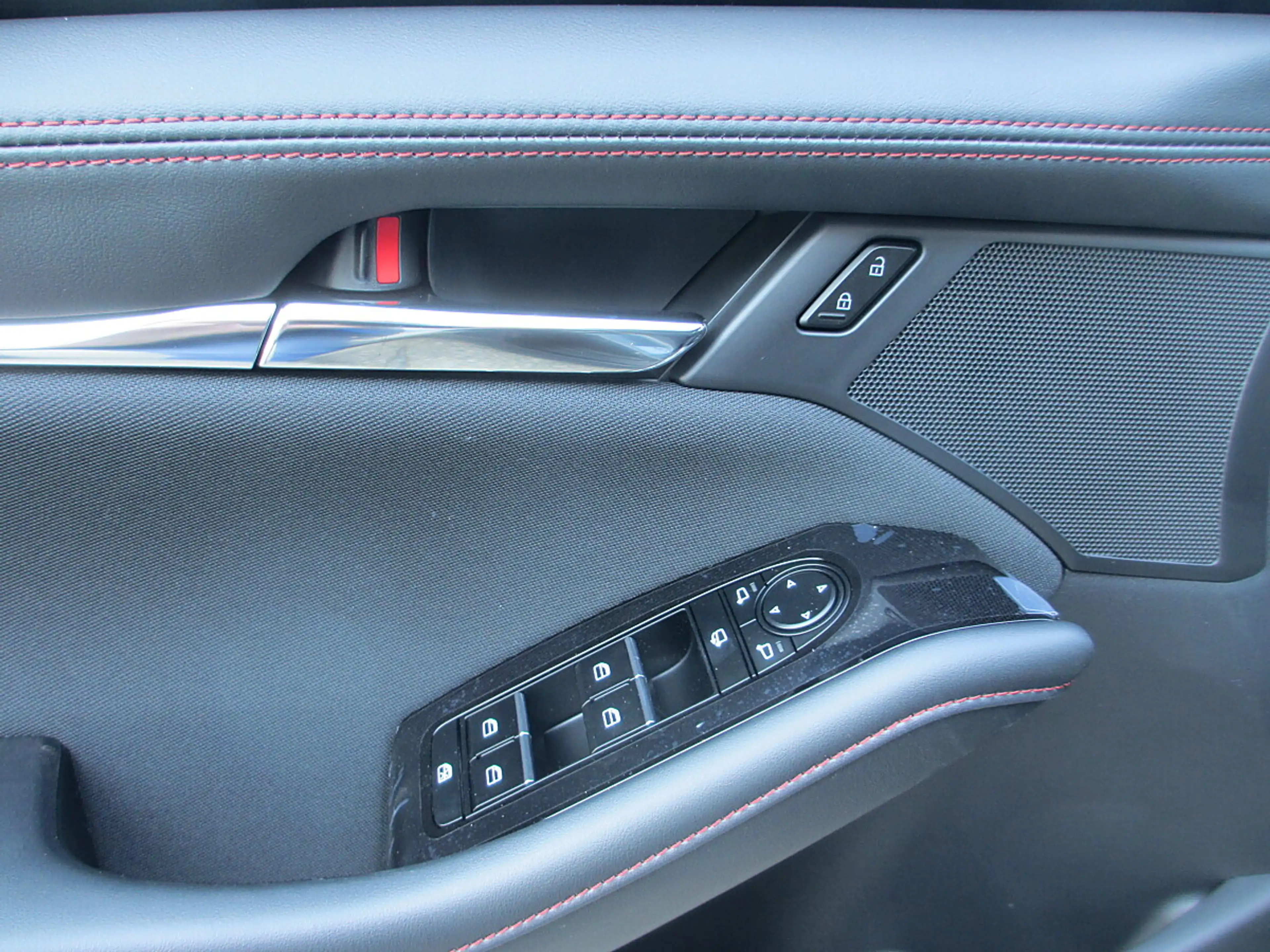 Mazda 3 Mazda3 e-Skyactiv-G140 Homura — photo 11