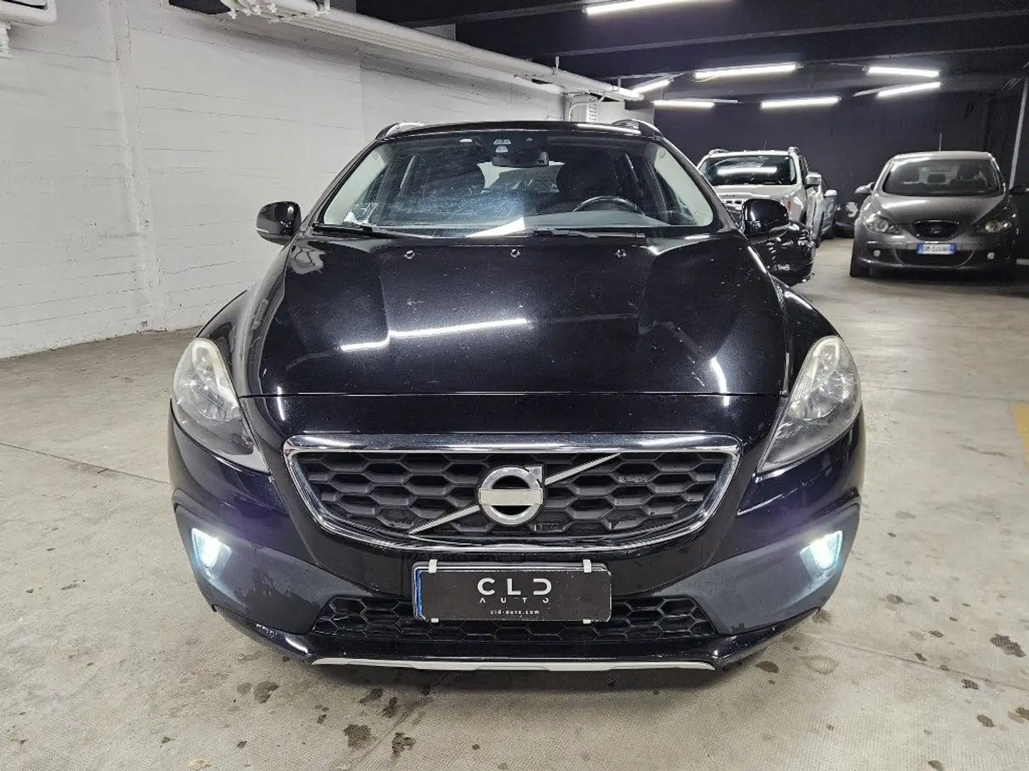 Volvo V40 Cross Country D2 1.6 Nero - 2