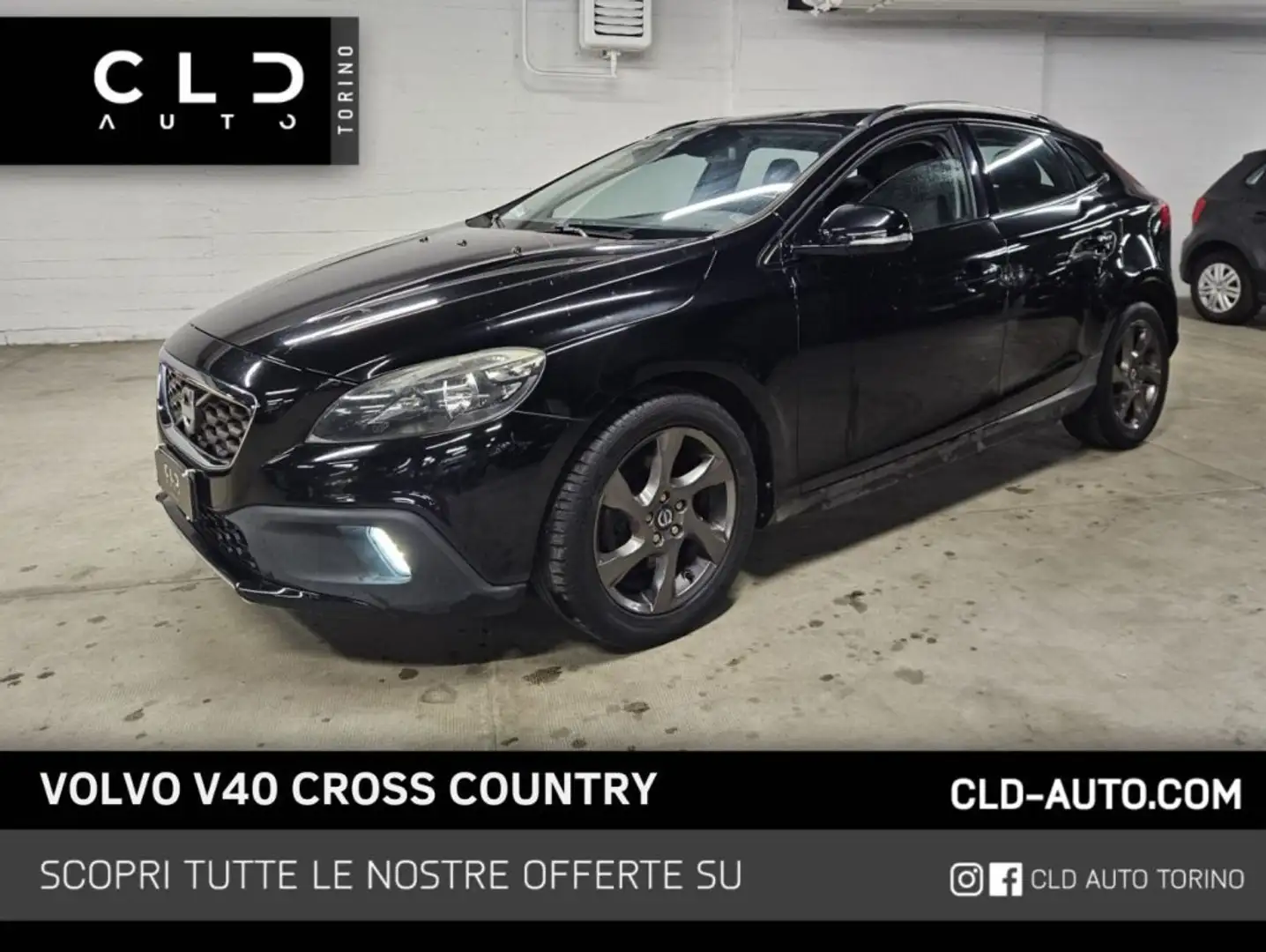 Volvo V40 Cross Country D2 1.6 Nero - 1