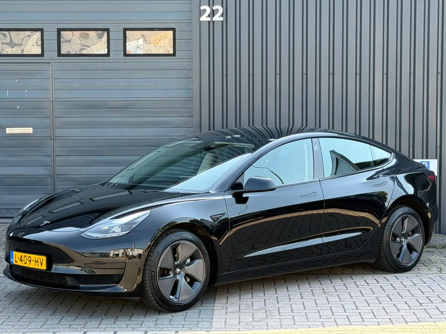 tesla model 3
