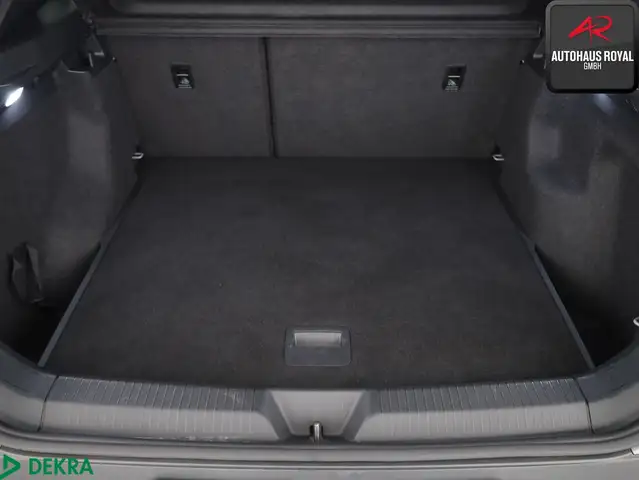 Volkswagen Id.4 view 14