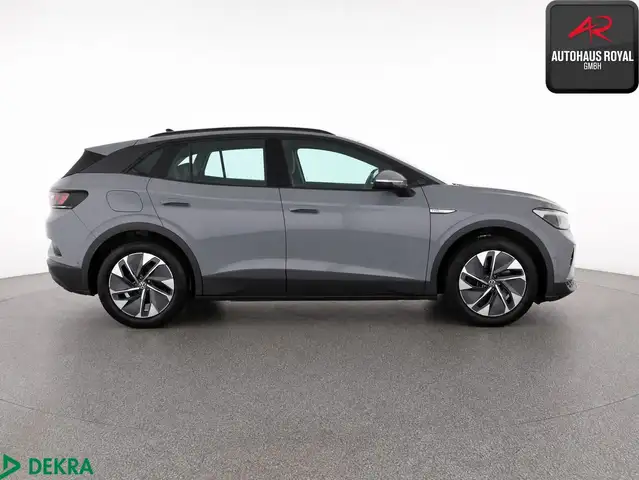 Volkswagen Id.4 view 6