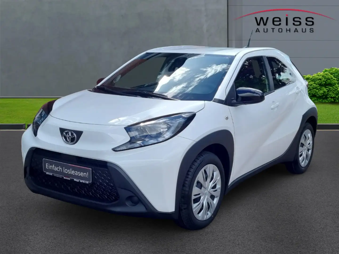 Toyota Aygo X Business Edition*AppleCarPlay*SHZ*CAM*ACC Weiß - 1