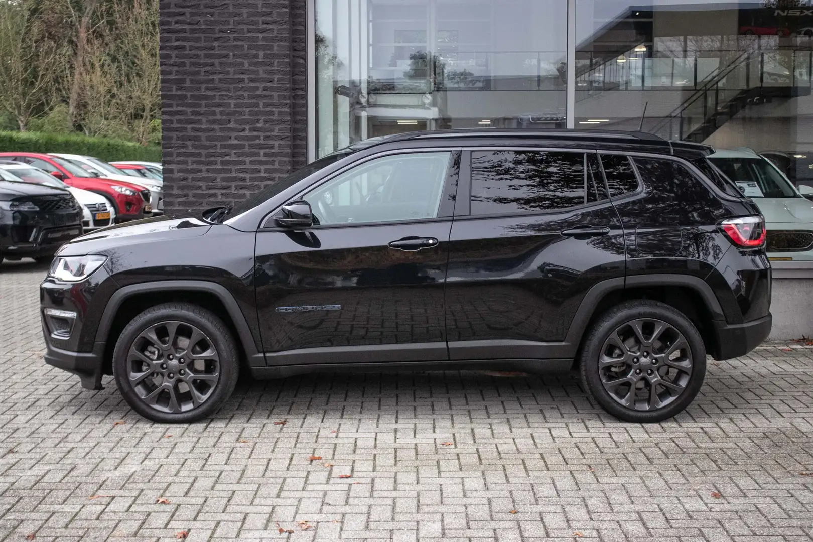 Jeep Compass 4xe 240 Plug-in Hybrid Electric S - All-in rijklrp Negro - 2