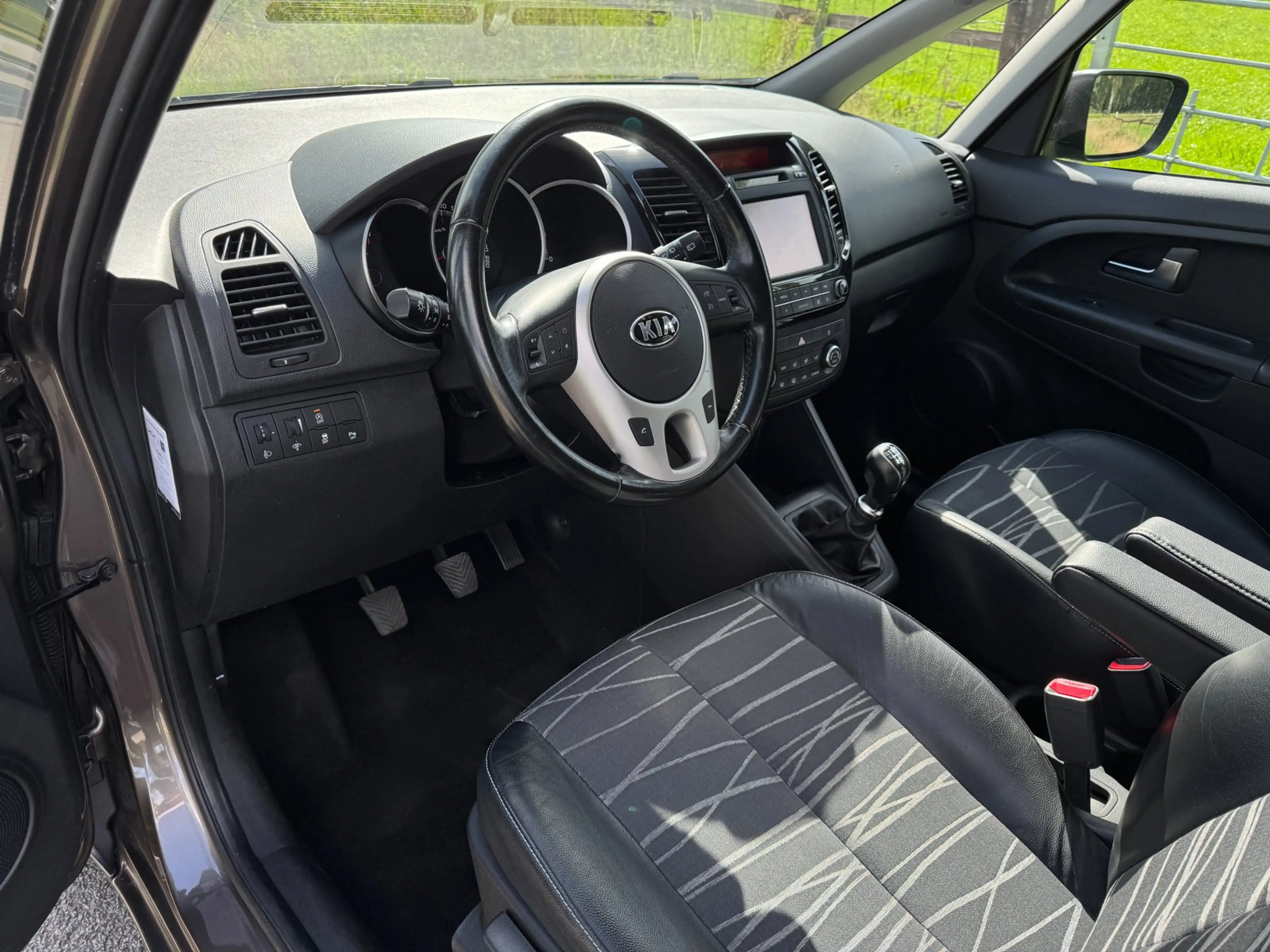 Kia Venga 1.4 CVVT DynamicPLusLine DEALER onderhouden en 1st — photo 10