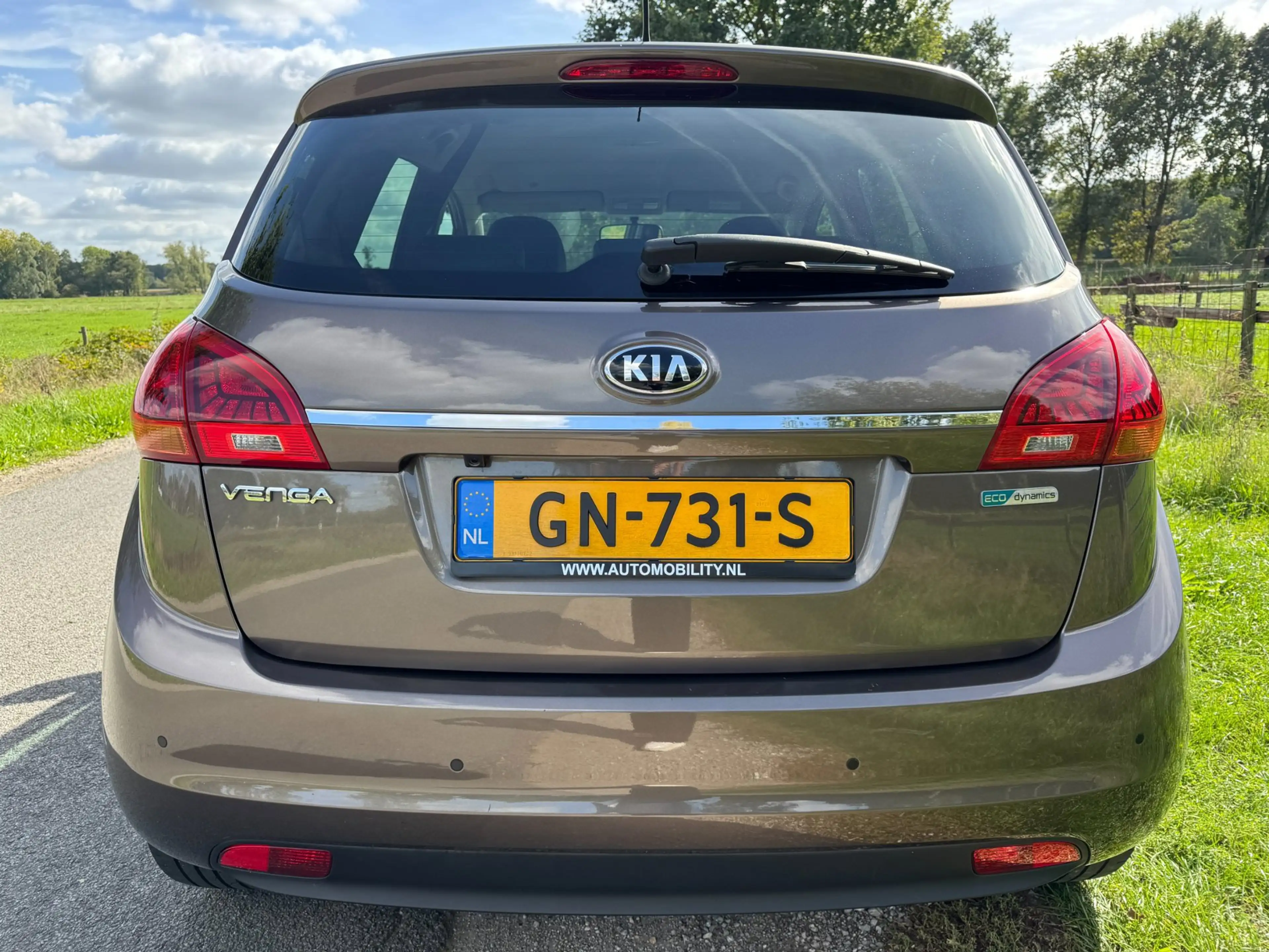 Kia Venga 1.4 CVVT DynamicPLusLine DEALER onderhouden en 1st — photo 6
