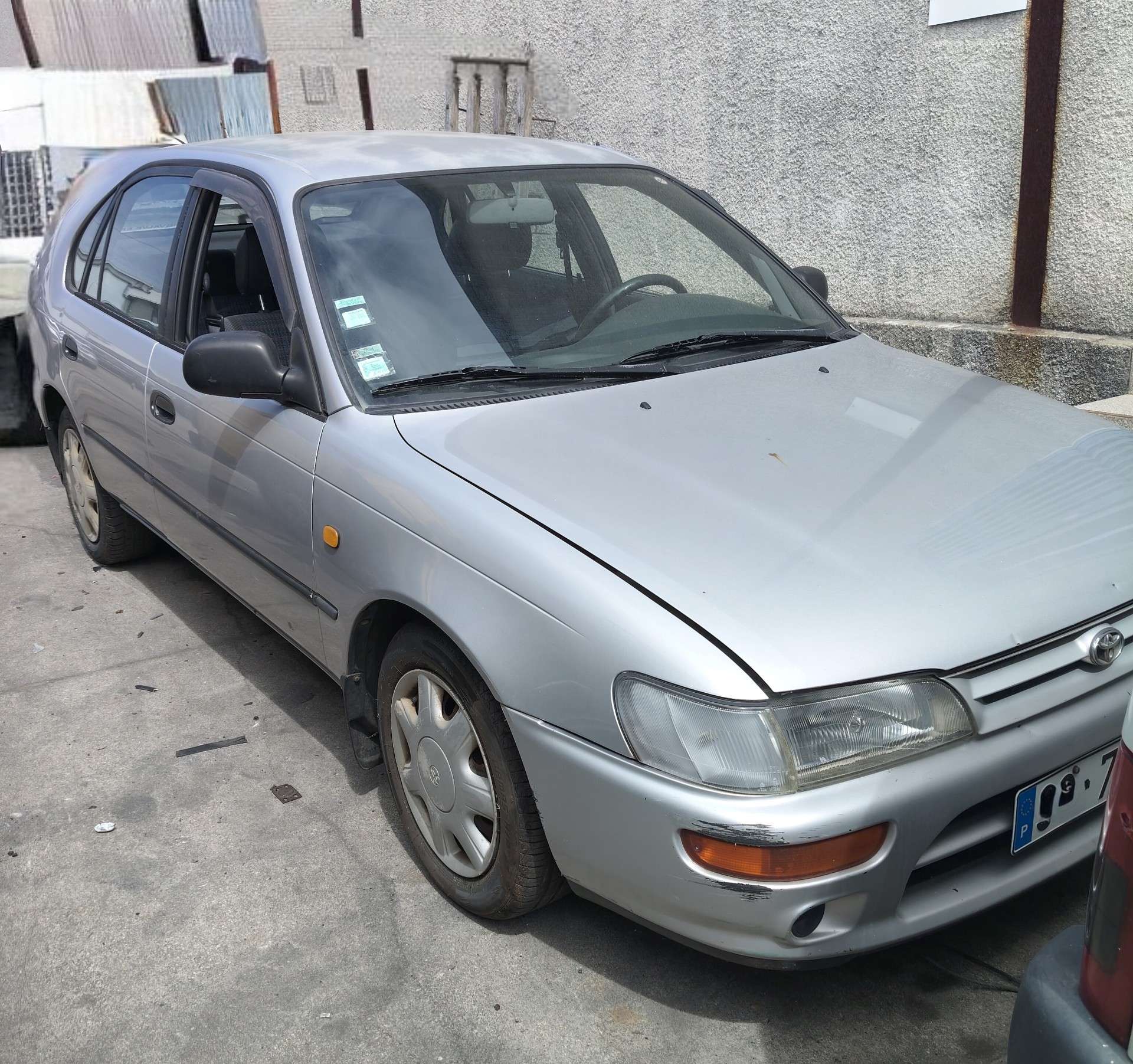 Toyota Corolla 1.4 XLi - foto 1