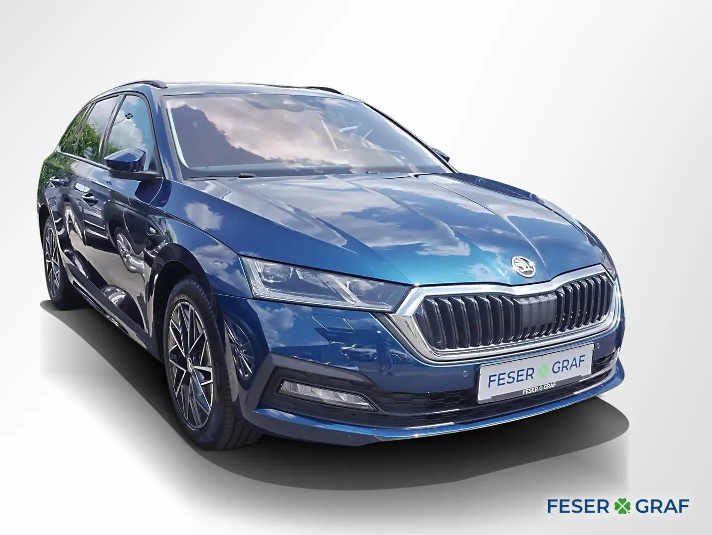 Skoda Octavia Combi 2.0 TDI Ambition DSG Matrix Pano Blau - 2