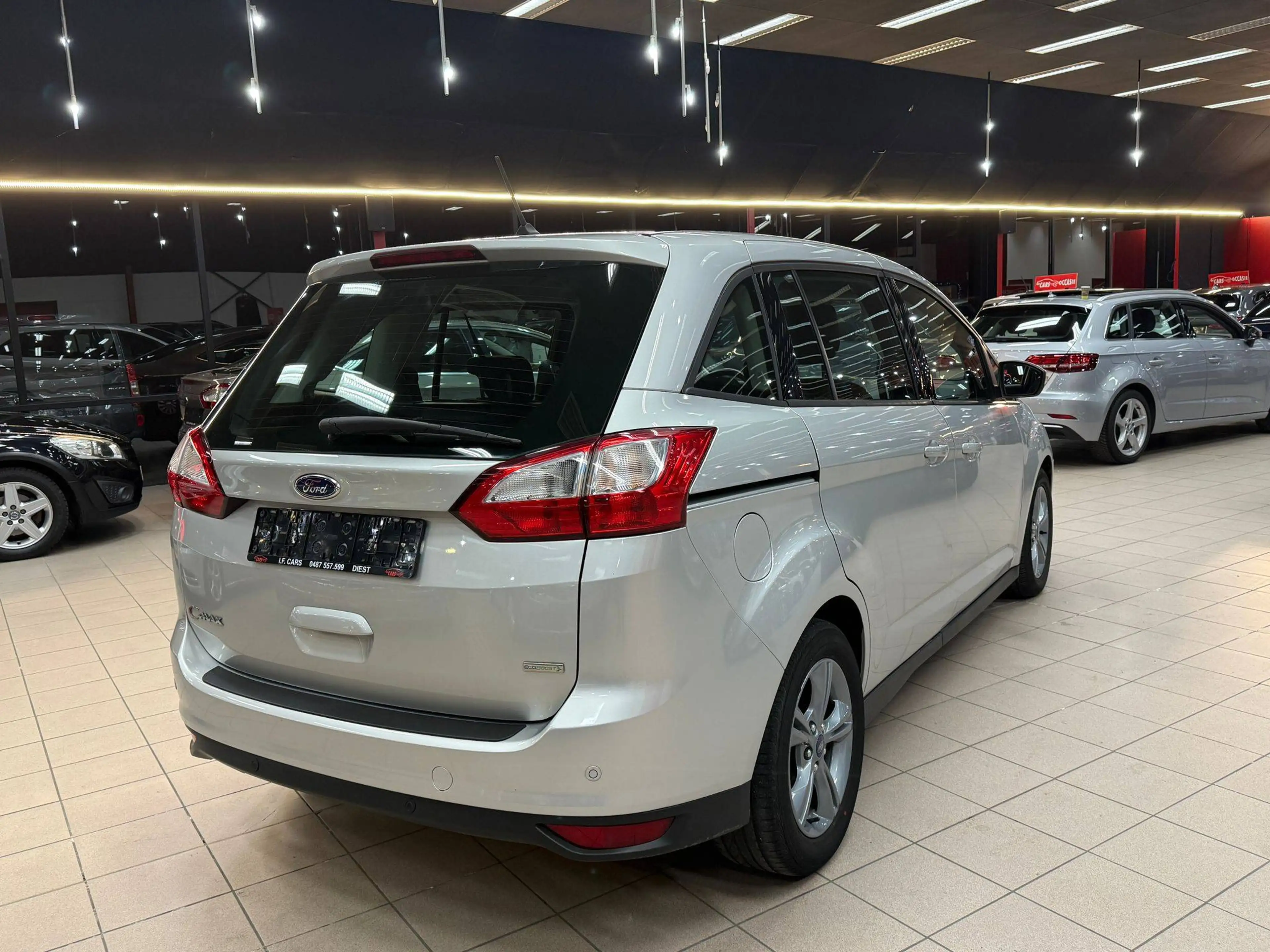Ford Grand C-Max Grand C-Max 1.0 EcoBoost Business **7-PLAATSEN**GEKEURD**BENZINE** — photo 7