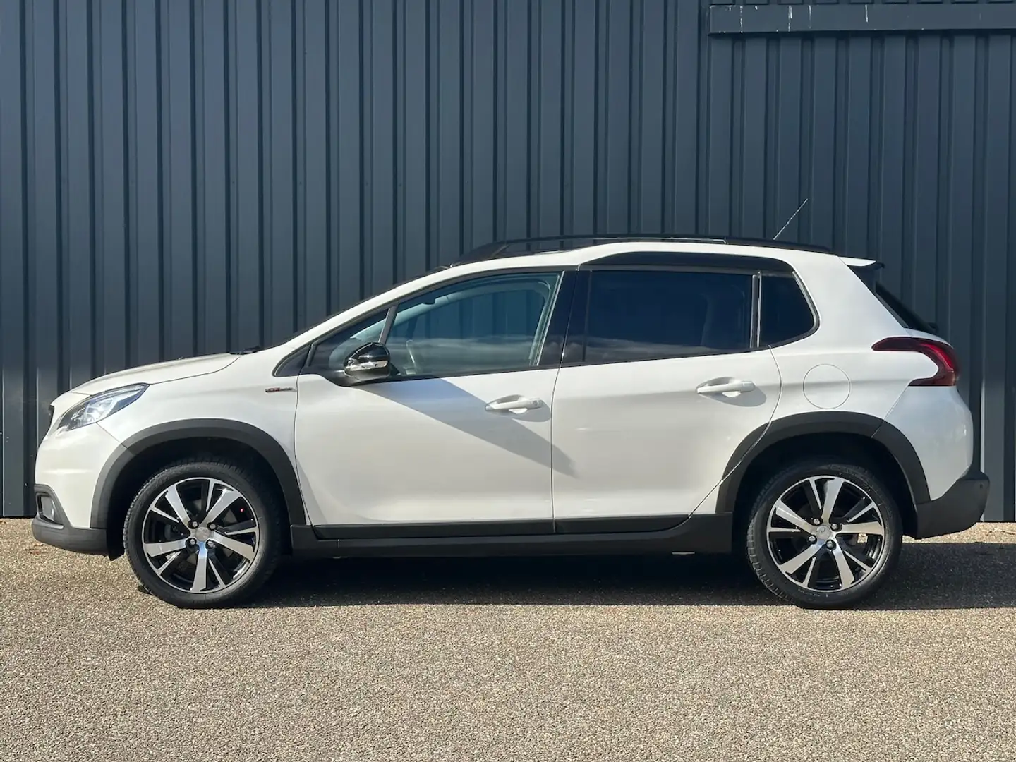 Peugeot 2008 1.2 Turbo 130pk GT-Line I Trekhaak 1250KG I Glazen Blanc - 2