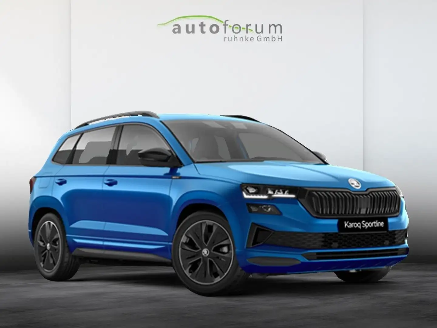 Skoda Karoq 1.5l TSI ACT DSG Sportline Blauw - 1