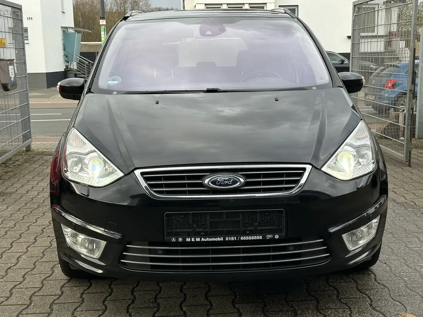 Ford Galaxy Titanium 7 Sitzer Navi Leder 1 Hand Unfallfrei PDC Negro - 2