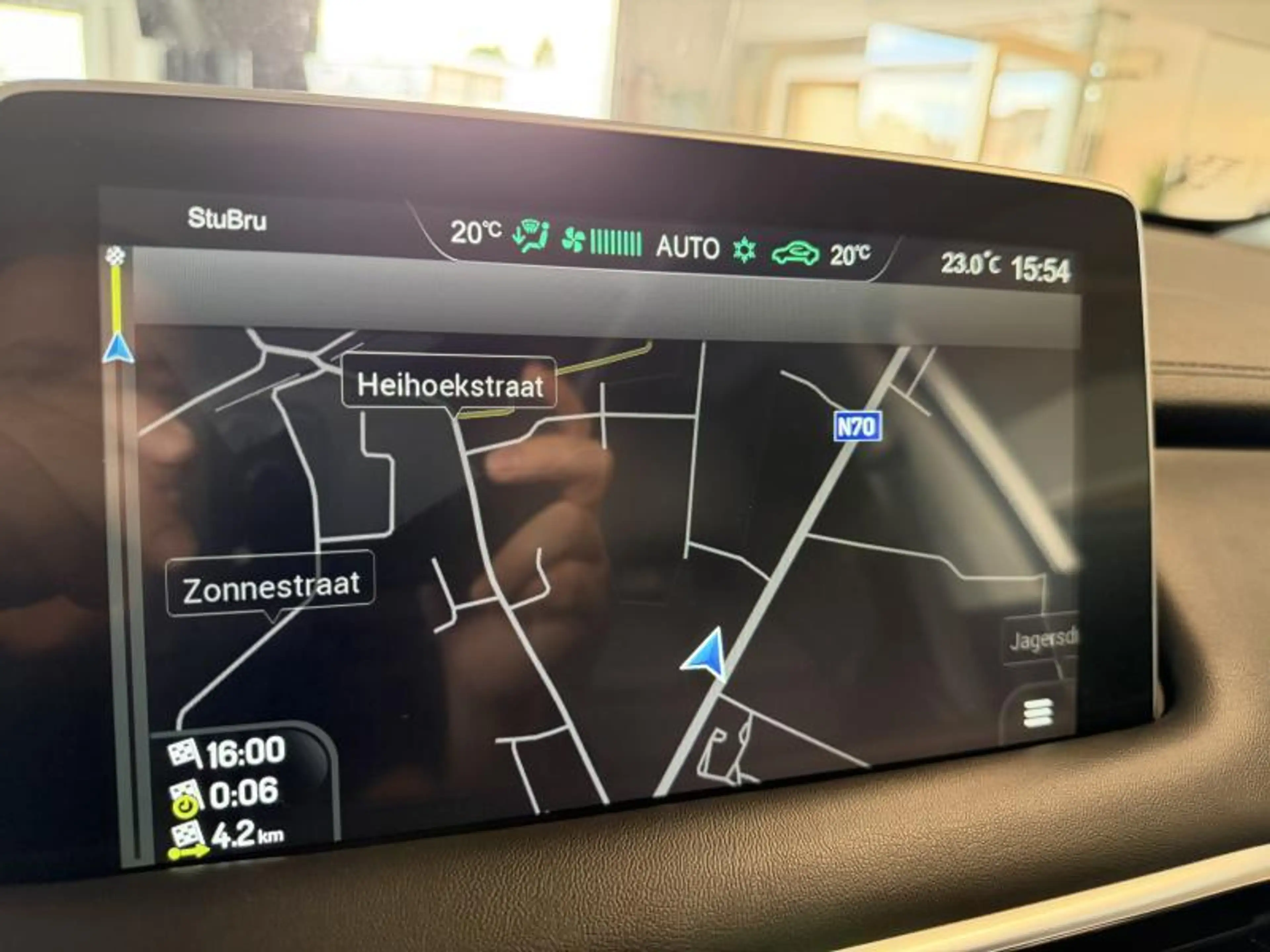 MG EHS 1.5T-GDi PLUG-IN Luxury | GPS, camera,... | FULL O — photo 5