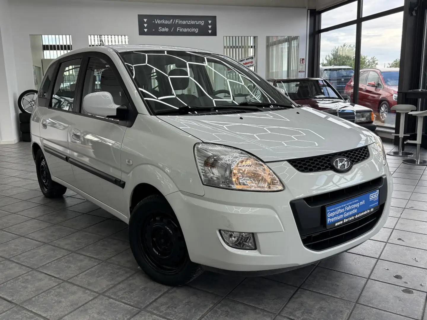 Hyundai Matrix 1.6 Comfort, 2.Hand, Klima, AHK, HU neu ! Білий - 1
