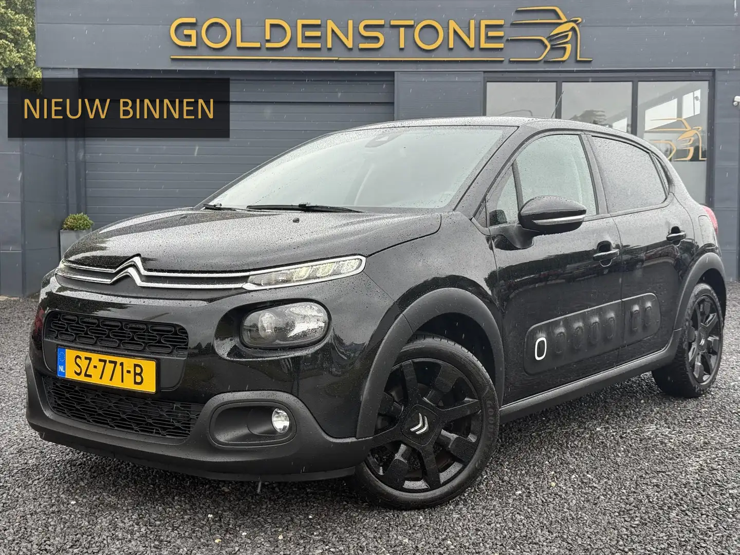Citroen C3 1.2 PureTech Shine 1e Eigenaar,Navi,Clima,Cruise,C Zwart - 1