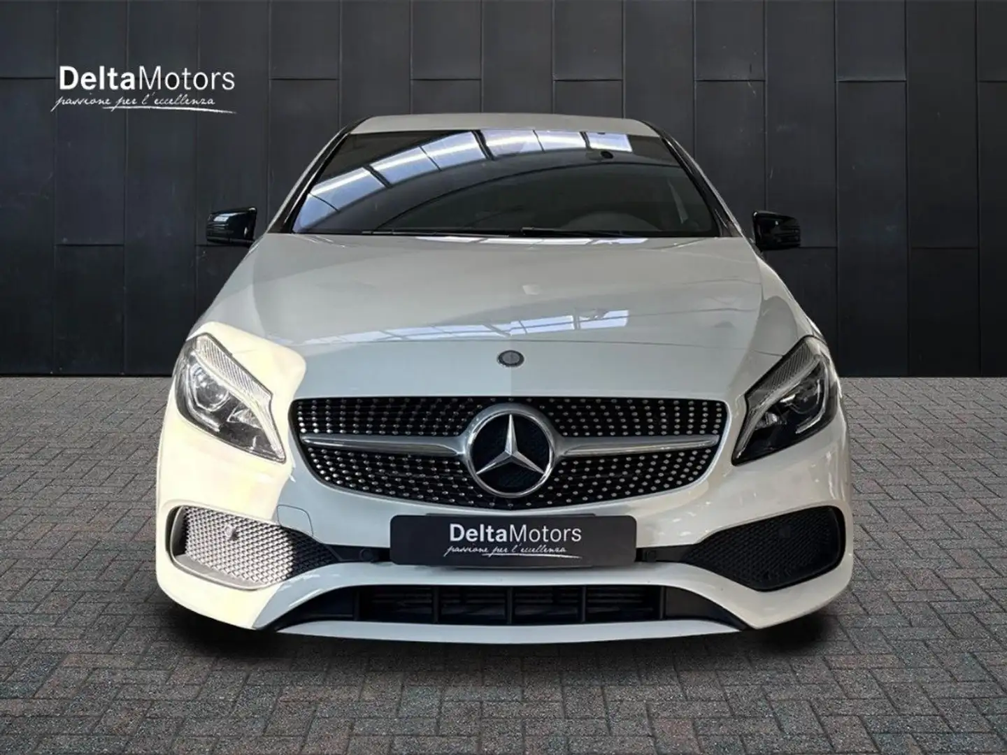 Mercedes-Benz A 180 180 d Premium my16 Bianco - 2