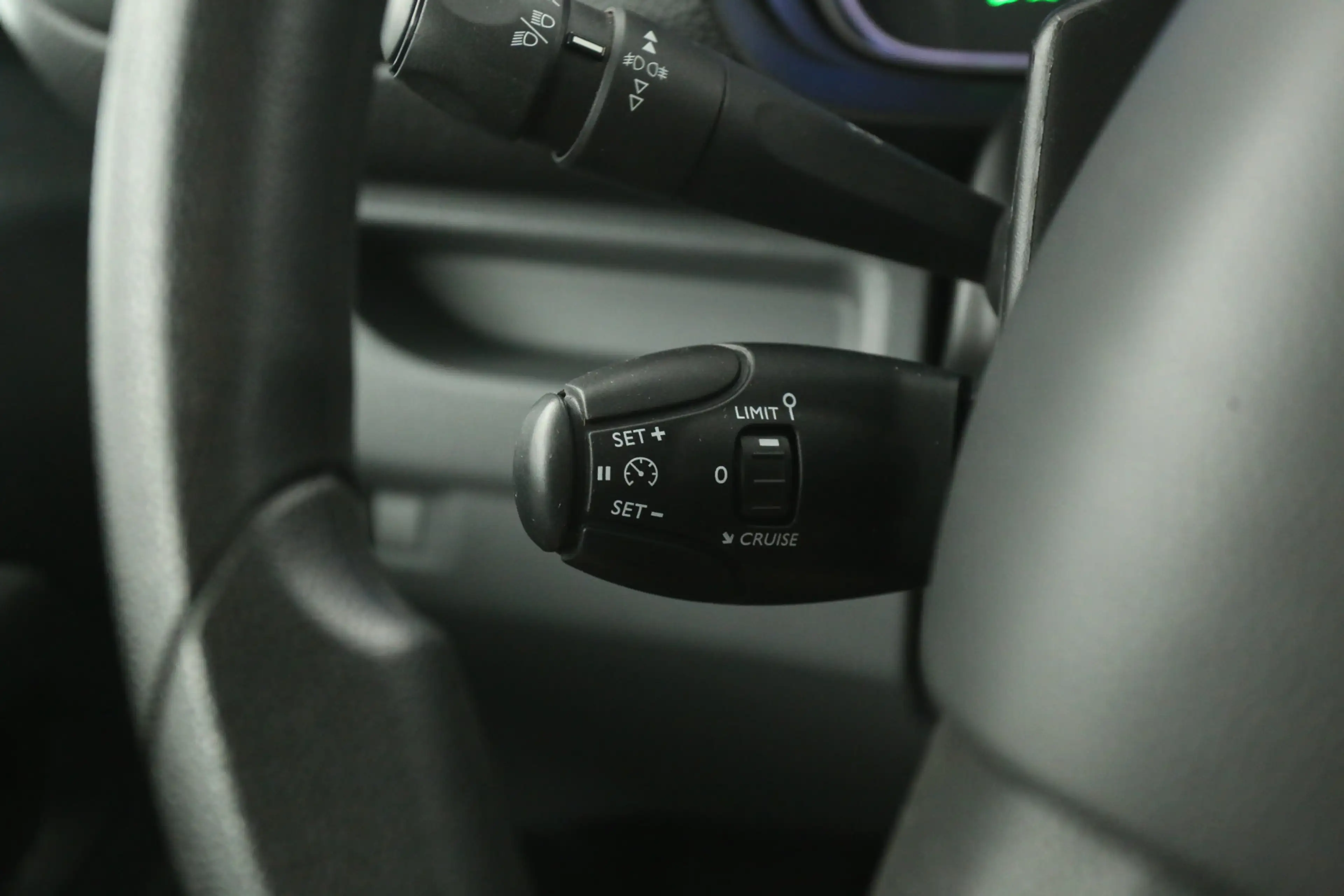 Opel Vivaro-e 75 kWh L2H1 | Snelladen | SOH 93% | DC | 6 Zits | — photo 17
