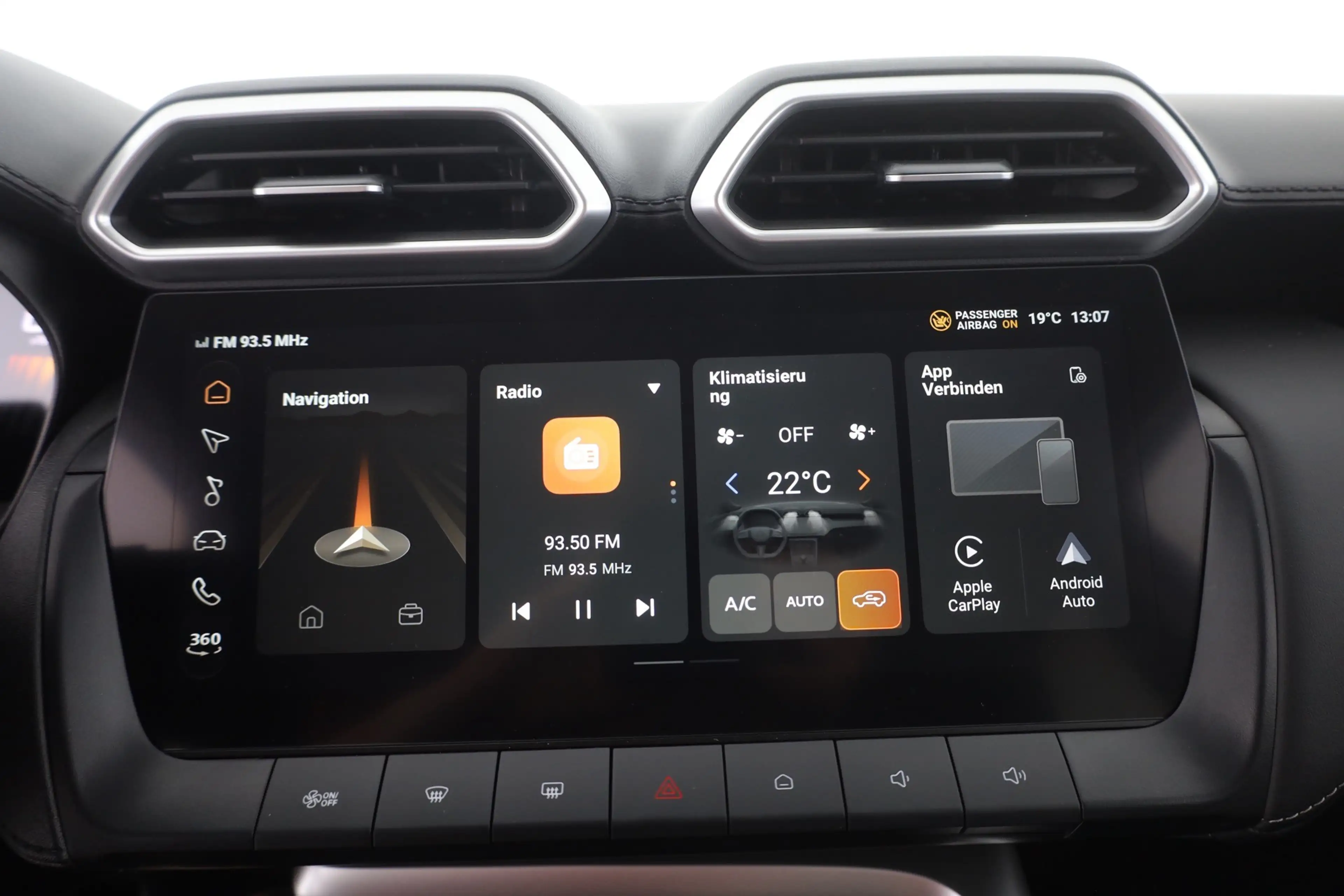 MG ZS 1.5 Hybrid Luxury Aut. LED ACC Navi 360° — photo 11