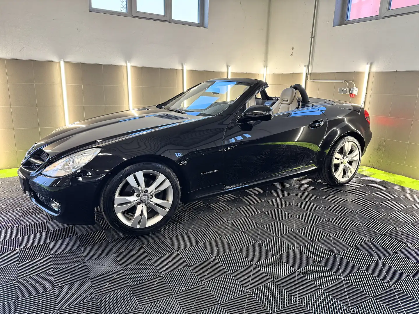 Mercedes-Benz SLK 200 SLK 200 Kompressor 1.Besitz/Nappa/Airscarf/PDC/SHZ Schwarz - 2