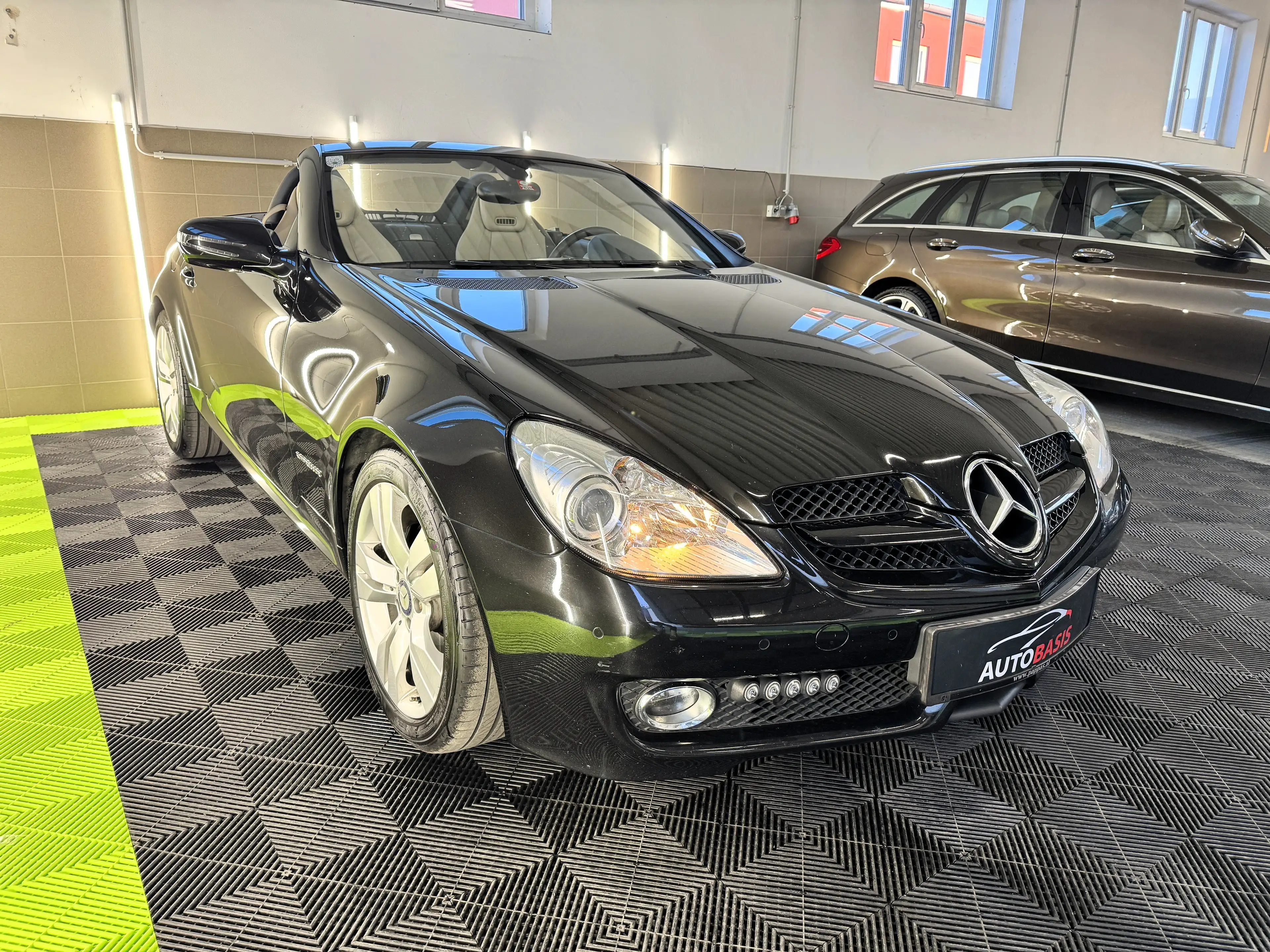 Mercedes-Benz SLK 200 SLK 200 Kompressor 1.Besitz/Nappa/Airscarf/PDC/SHZ — photo 4