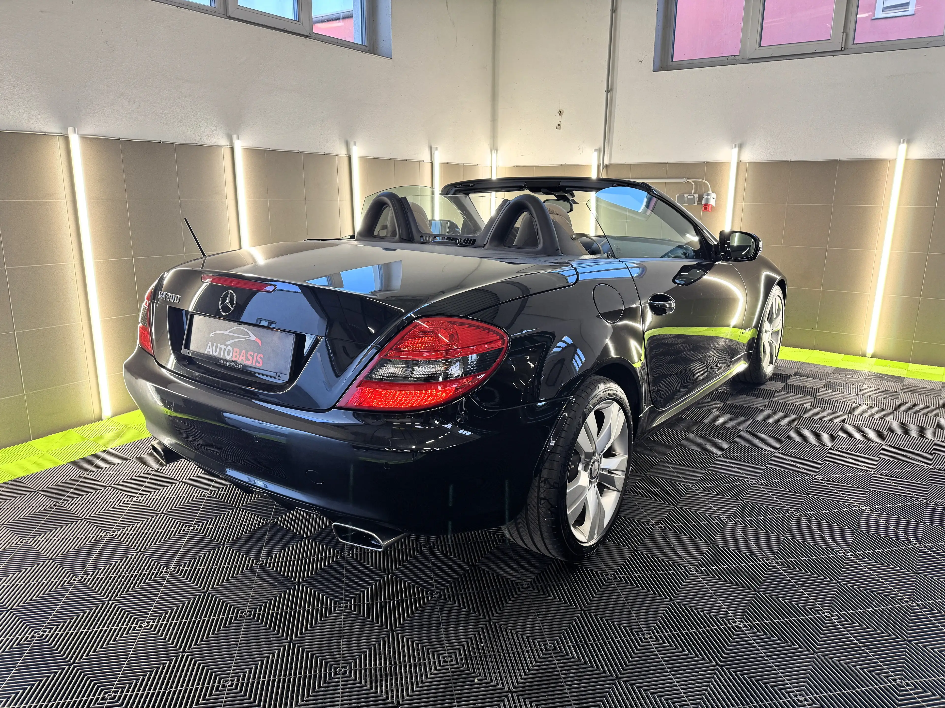 Mercedes-Benz SLK 200 SLK 200 Kompressor 1.Besitz/Nappa/Airscarf/PDC/SHZ — photo 11