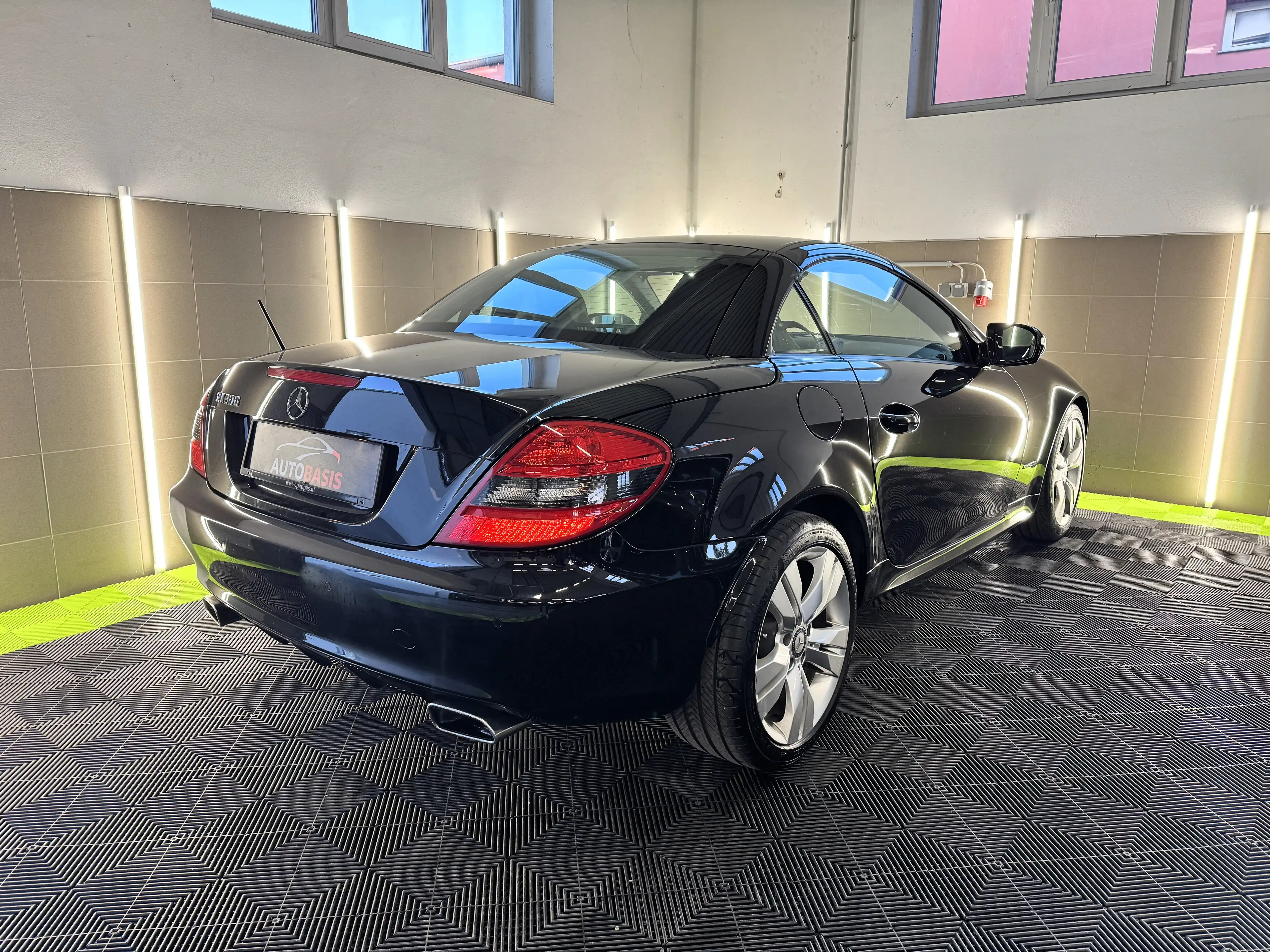 Mercedes-Benz SLK 200 SLK 200 Kompressor 1.Besitz/Nappa/Airscarf/PDC/SHZ — photo 9