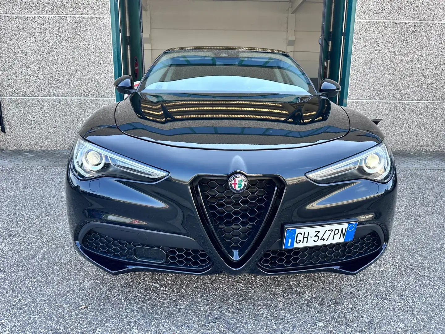 Alfa Romeo Stelvio 2.2 Turbodiesel AT8 BLACK EDITION CERCHI 19 Noir - 2