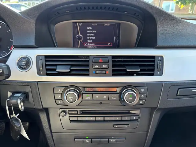 BMW 3 Series view 12