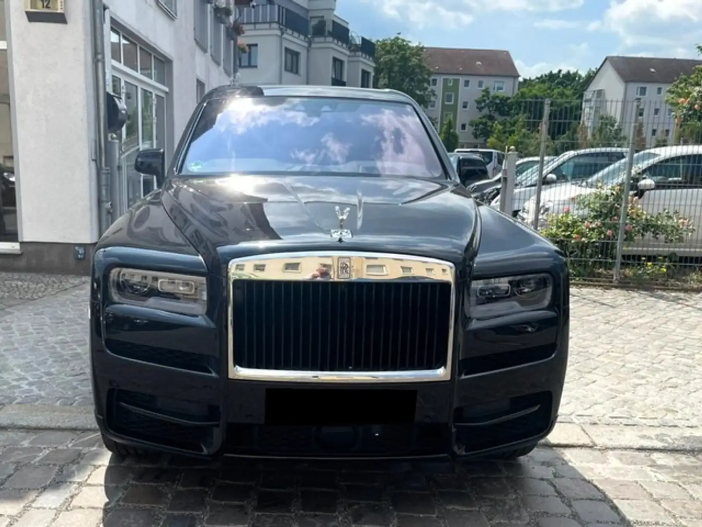 Rolls-Royce Cullinan Bespoke HUD TV Zwart - 2