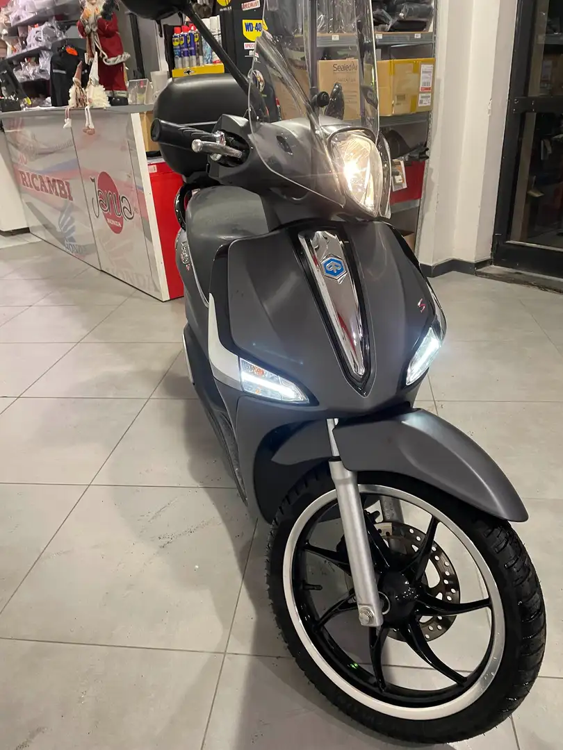 Piaggio Liberty 150 S abs Nero - 2