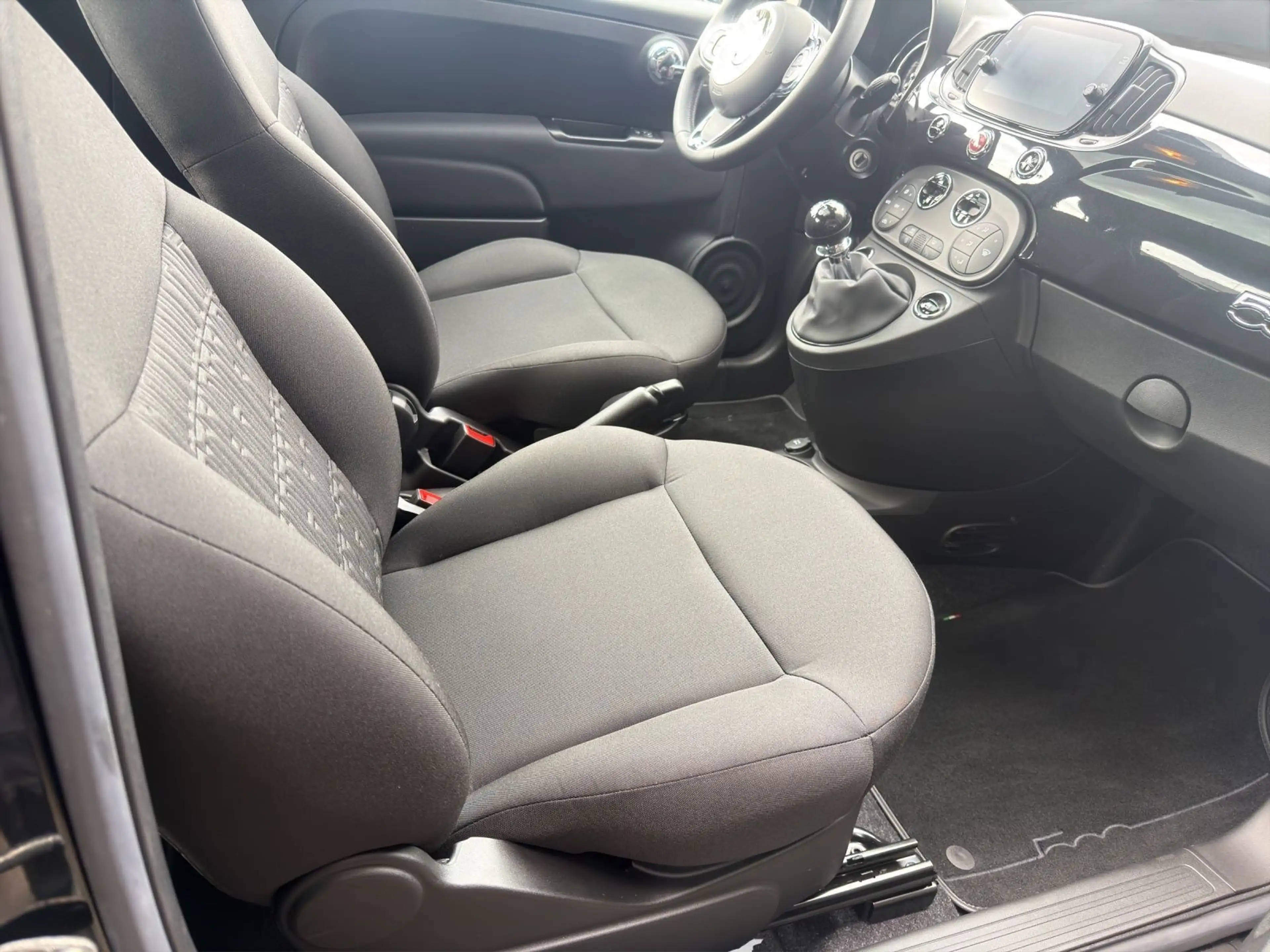 Fiat 500 MY24 1.0 GSE Hybrid 51 k, W (70 PS) — photo 9