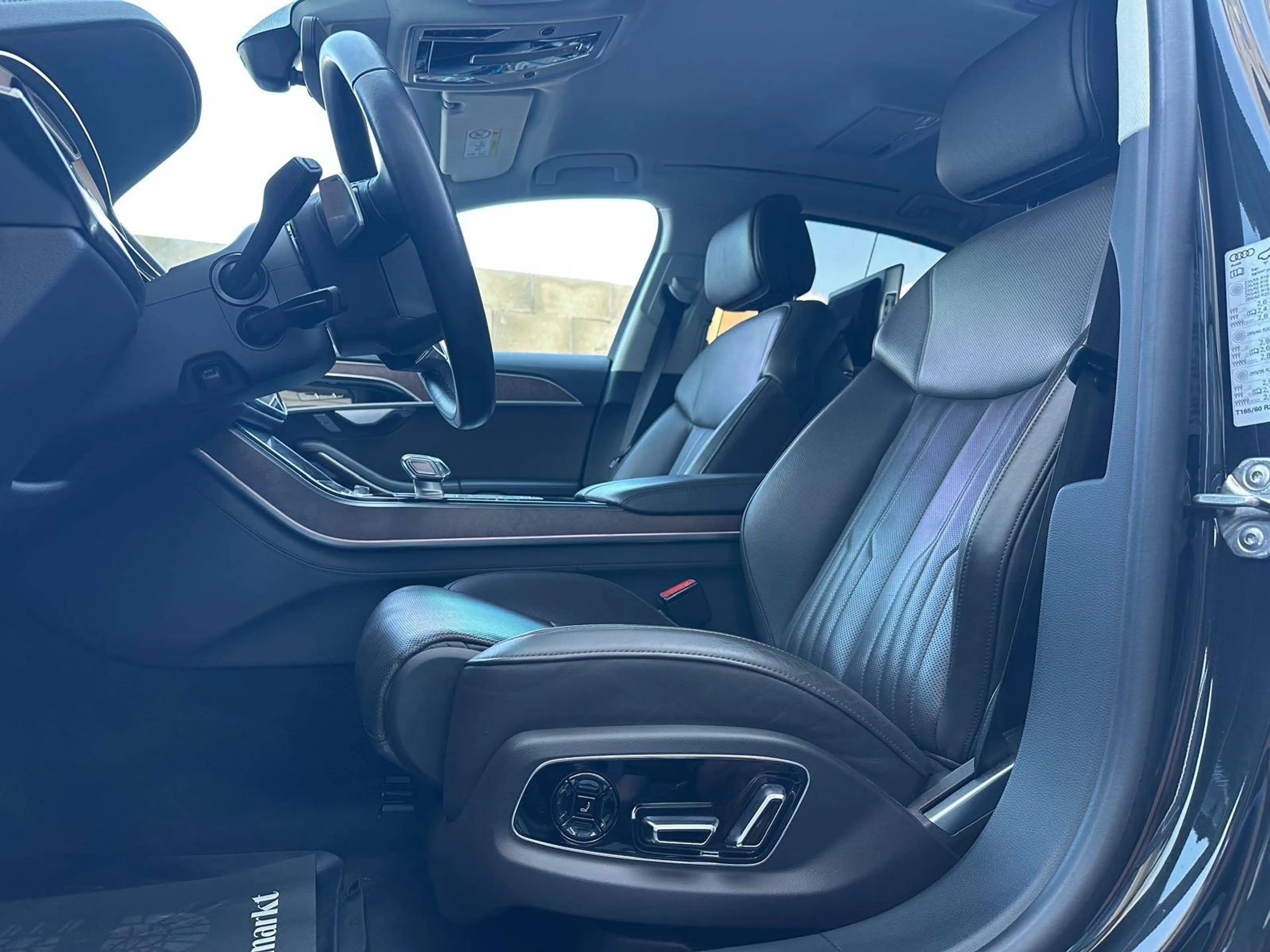 Audi A8 55 TFSI S-Line Lang Quattro *NP ca.180K*Finanzierung* — photo 15
