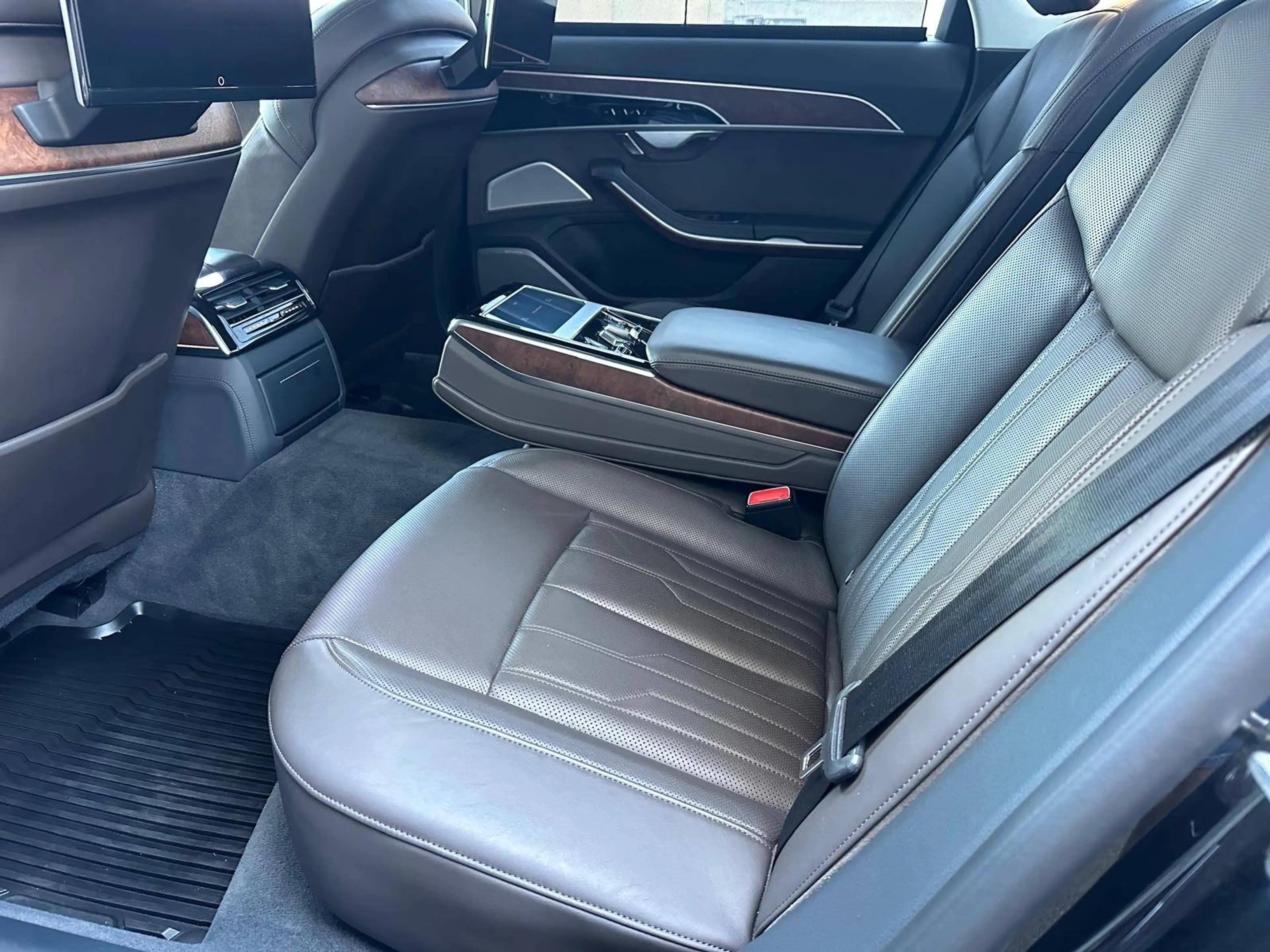 Audi A8 55 TFSI S-Line Lang Quattro *NP ca.180K*Finanzierung* — photo 13