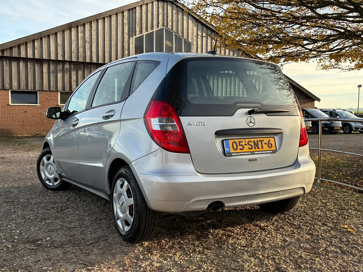 Mercedes-Benz A 160 BlueEFFICIENCY Business Class | Airco + 5-DRS Nu € Grijs - 2
