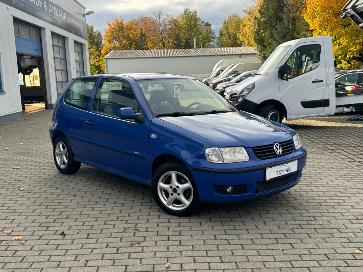 Volkswagen Polo 1.4 MPI Blau - 1