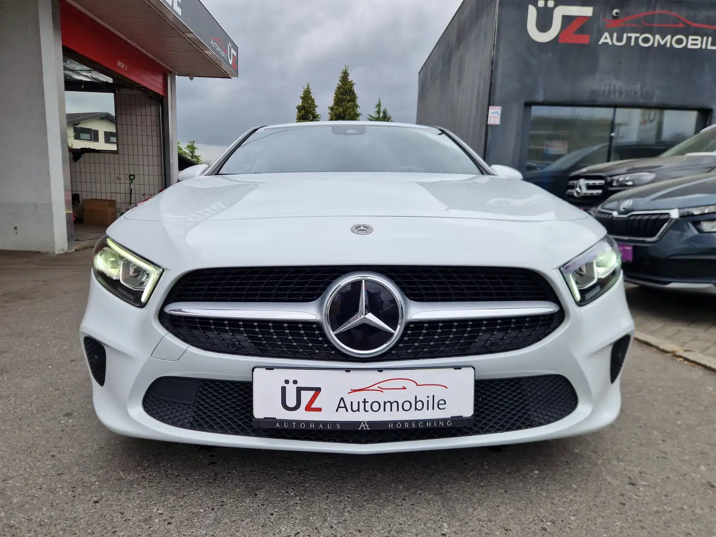 Mercedes-Benz A 180 *** AUTOMATIK *** NAVI *** A 180 d Bianco - 2
