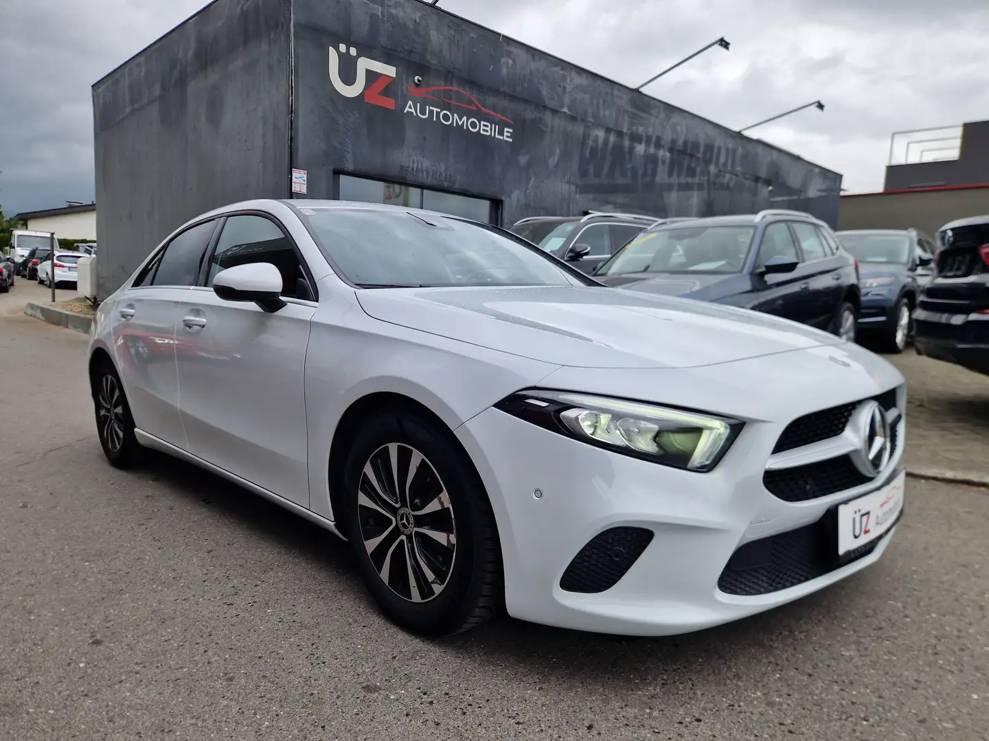 Mercedes-Benz A 180 *** AUTOMATIK *** NAVI *** A 180 d Bianco - 1