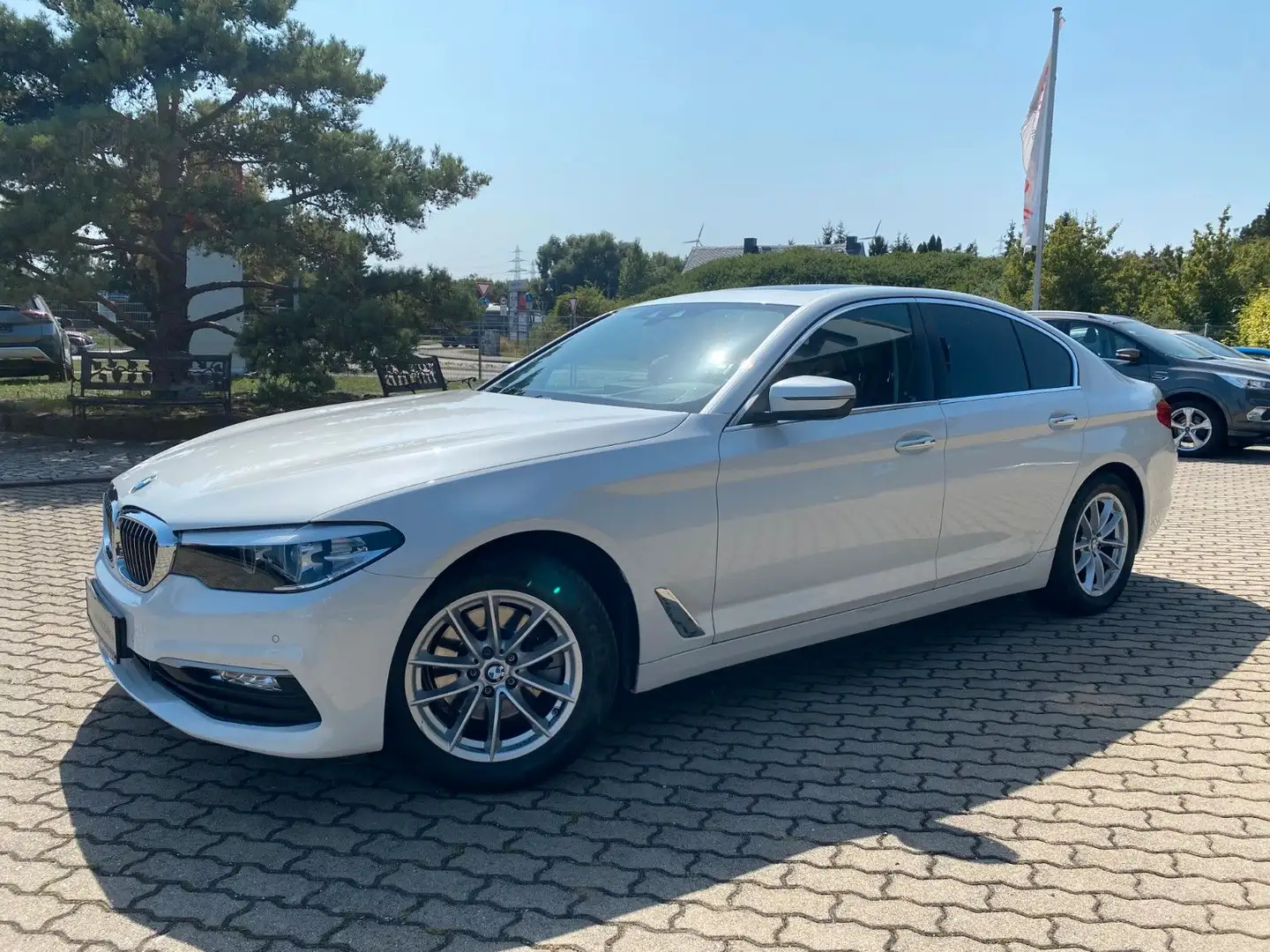 BMW 520 Baureihe 5 Lim. 520 d Blanc - 1
