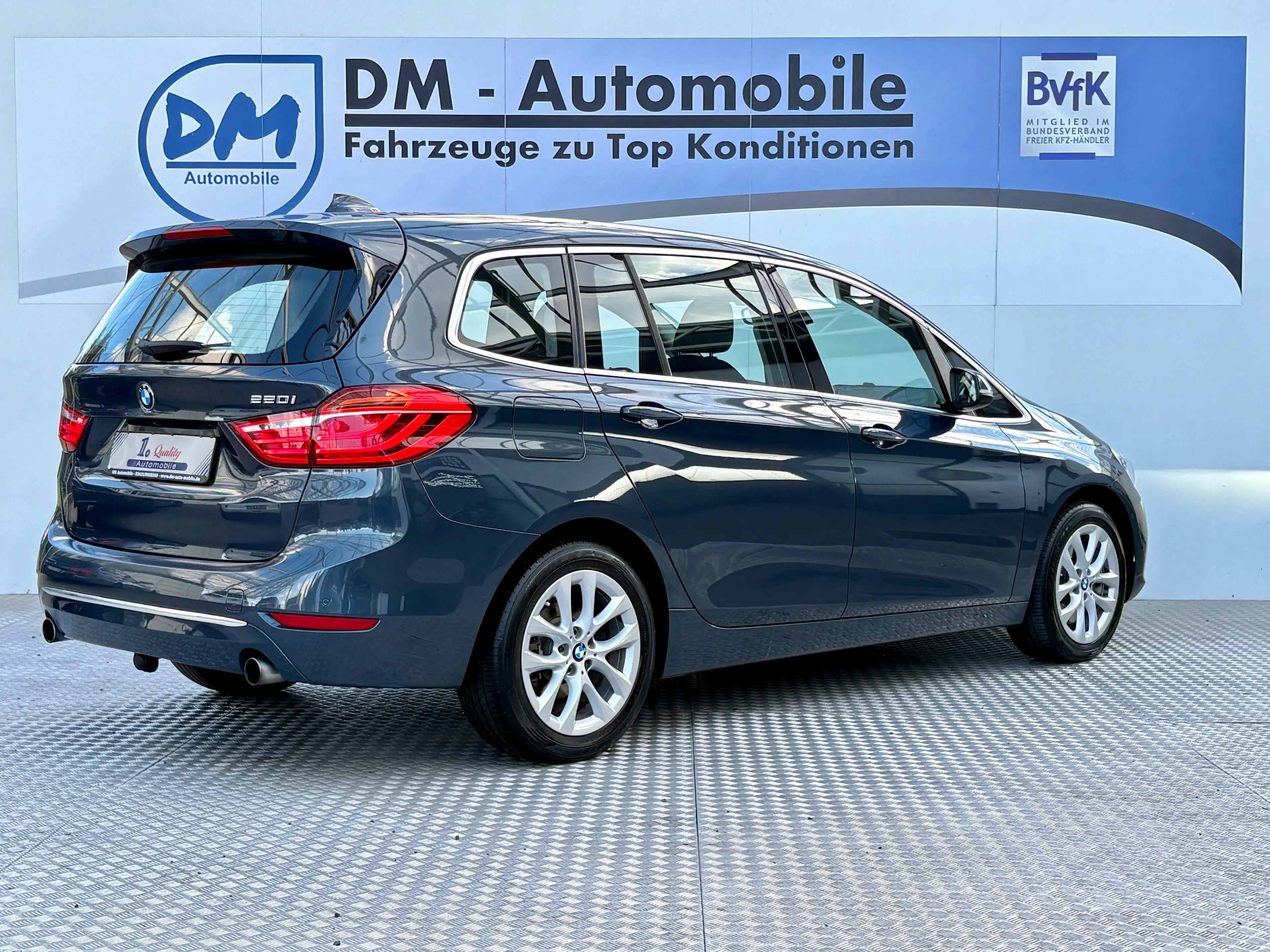 BMW 220 Gran Tourer 220 i Advantage 1.HAND*LED*NAVI*PANODACH*AHK*GEPFLEGT — photo 4