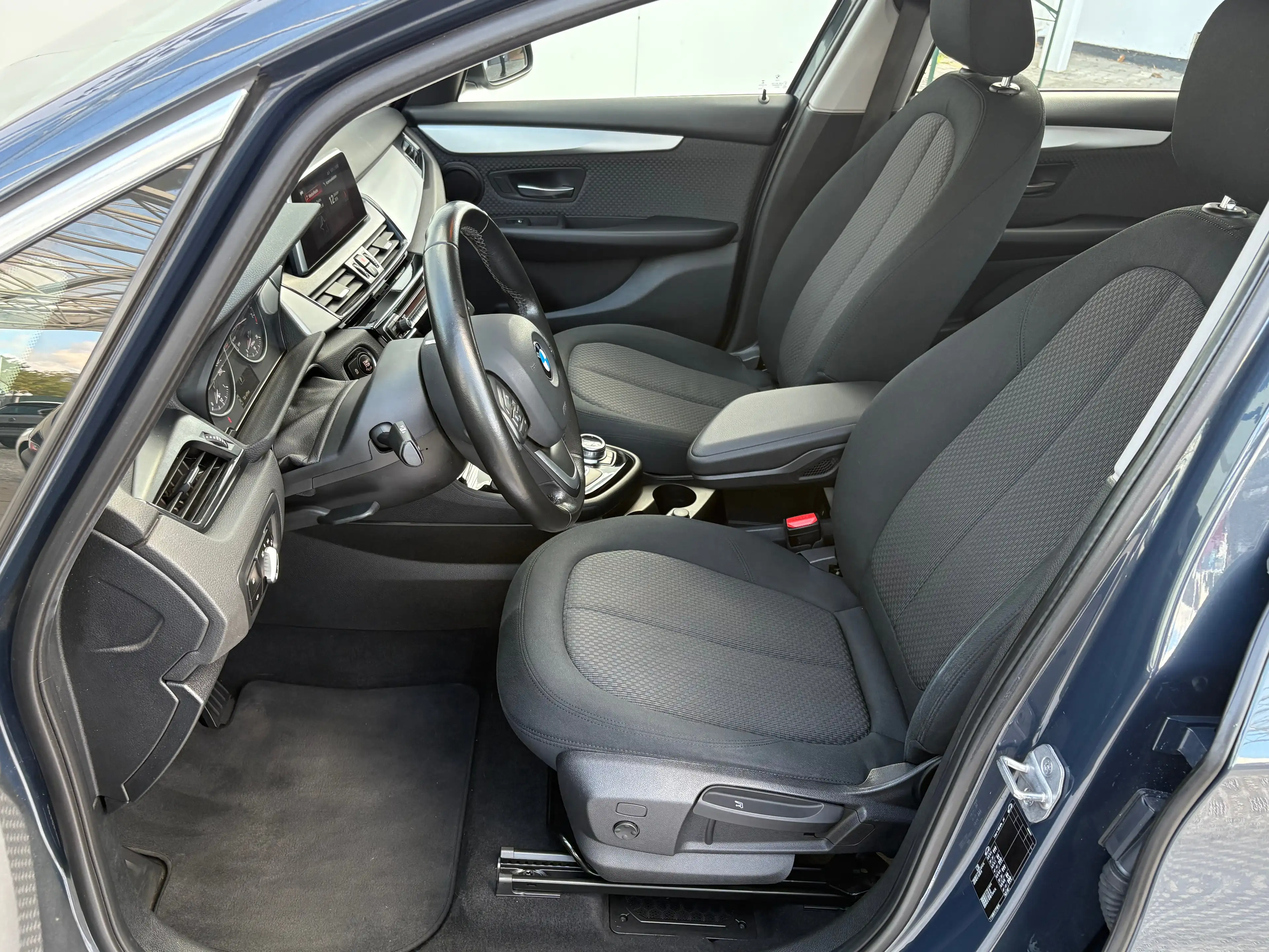 BMW 220 Gran Tourer 220 i Advantage 1.HAND*LED*NAVI*PANODACH*AHK*GEPFLEGT — photo 10