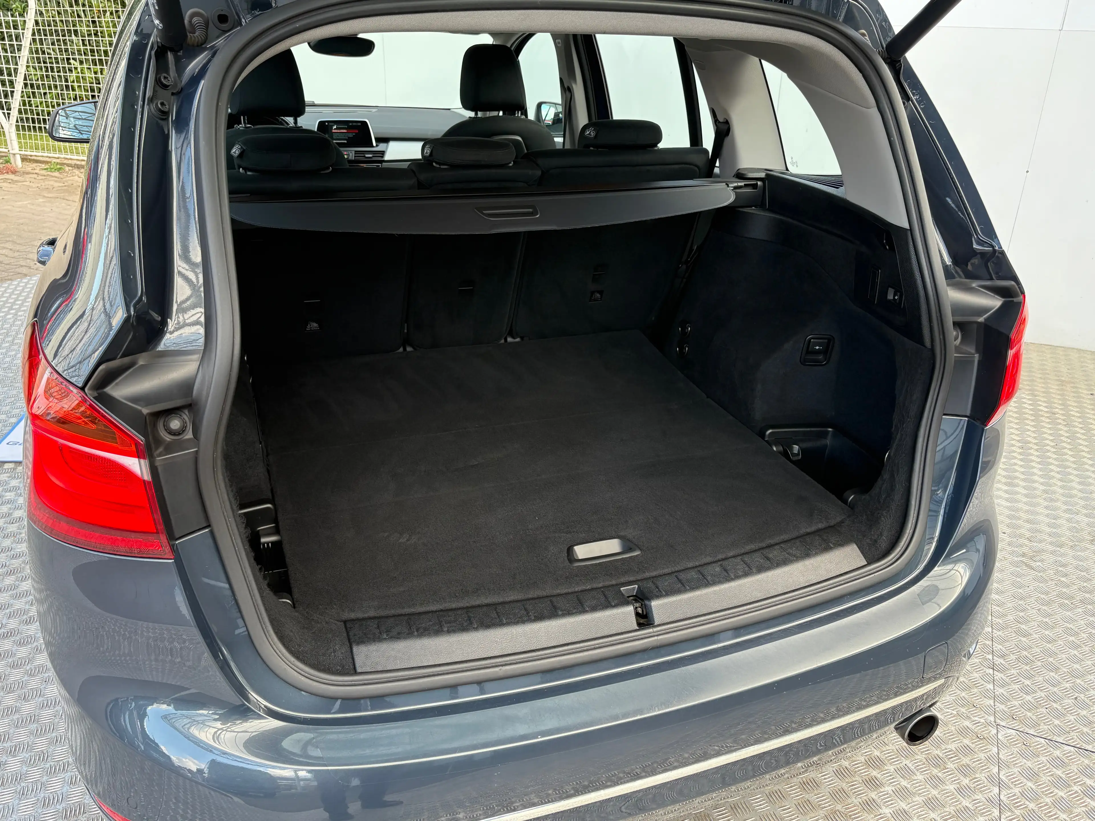 BMW 220 Gran Tourer 220 i Advantage 1.HAND*LED*NAVI*PANODACH*AHK*GEPFLEGT — photo 12