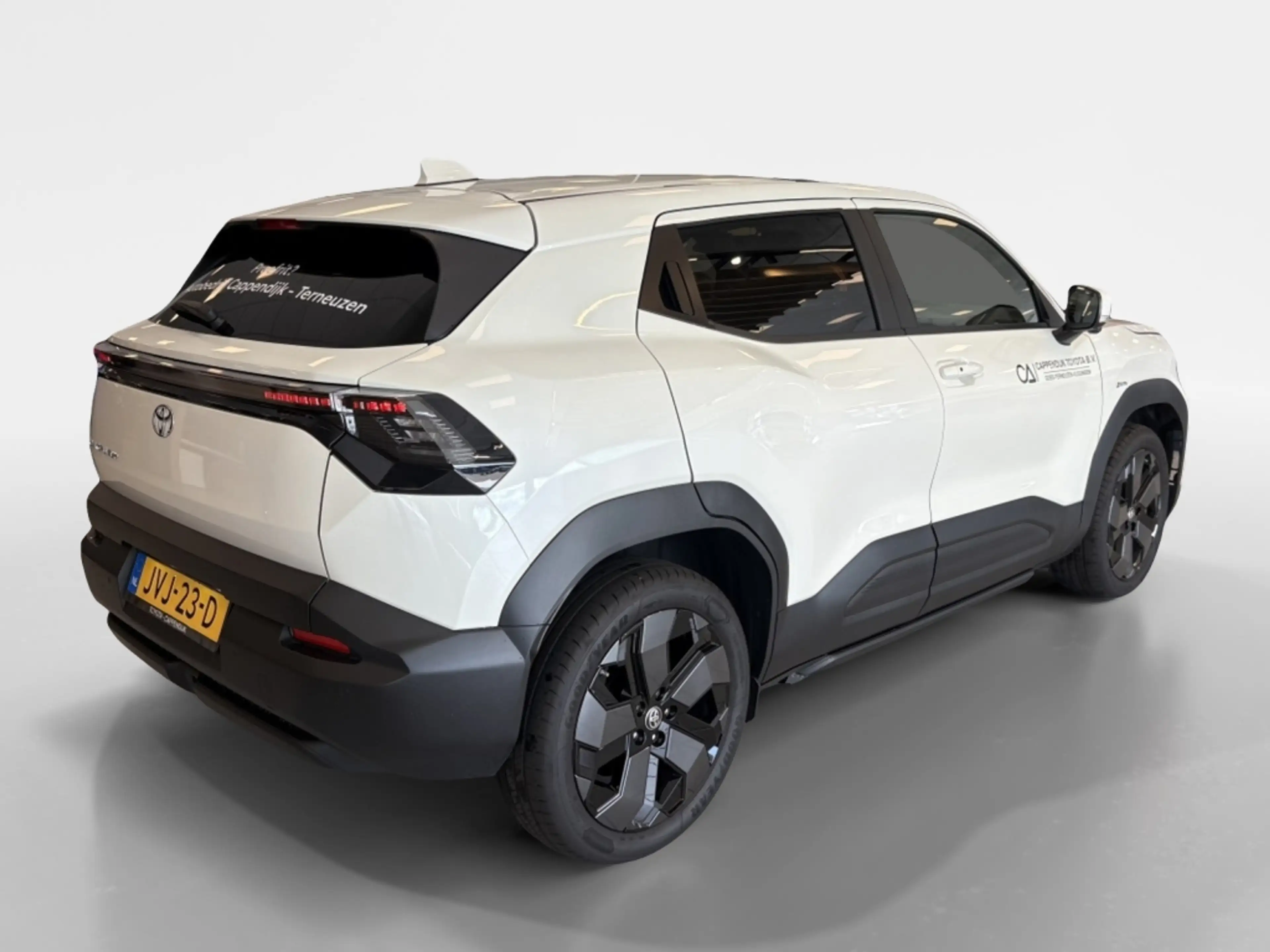 Toyota Urban Cruiser Executive 61 kWh | PANODAK | JBL | — photo 2