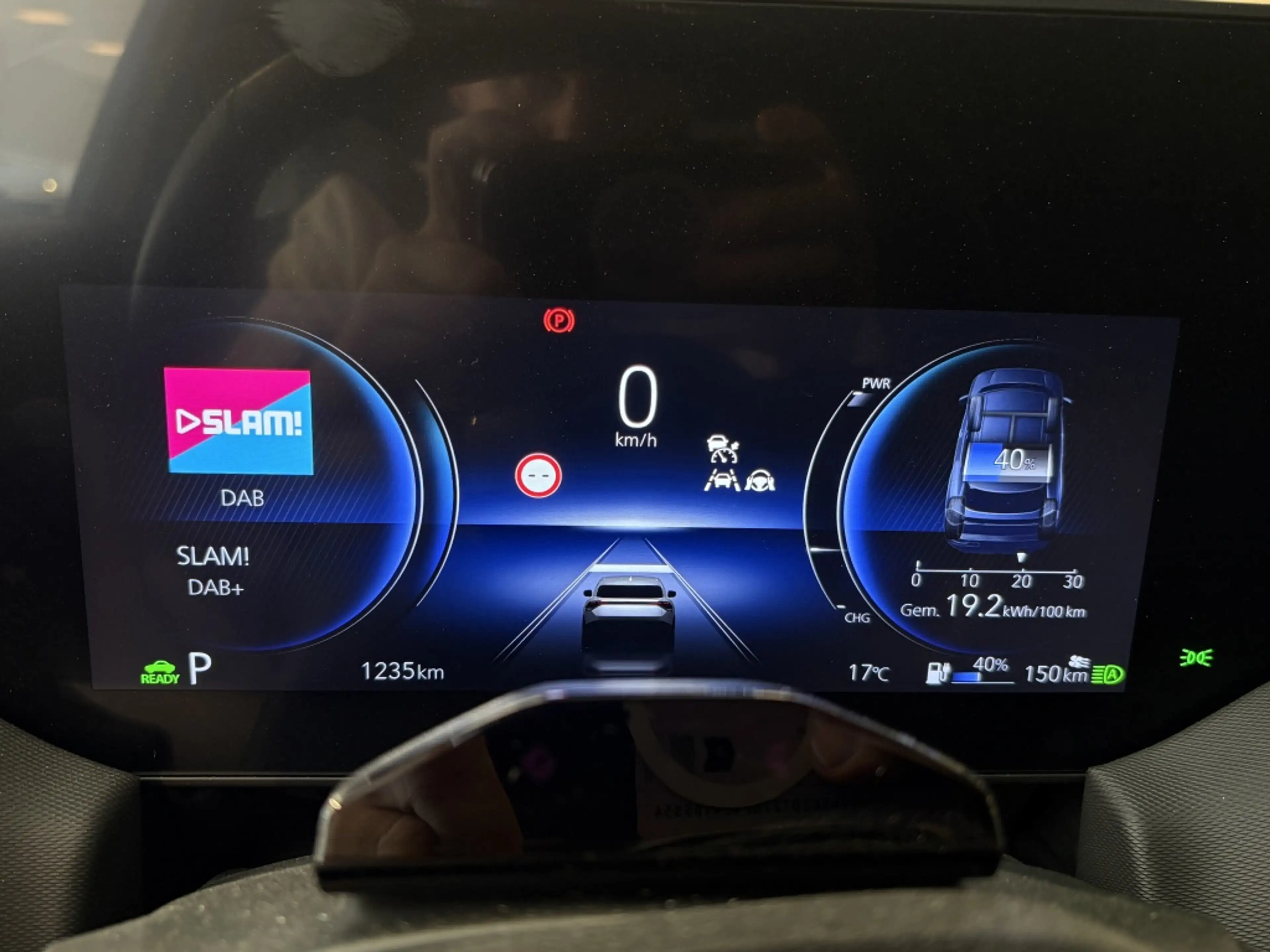 Toyota Urban Cruiser Executive 61 kWh | PANODAK | JBL | — photo 4