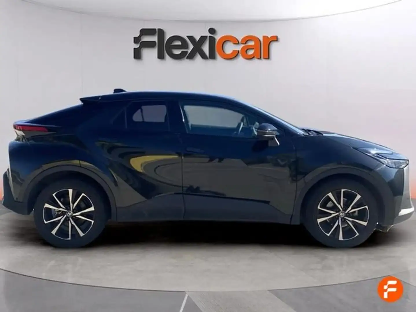 Toyota C-HR 140H Advance Negro - 2